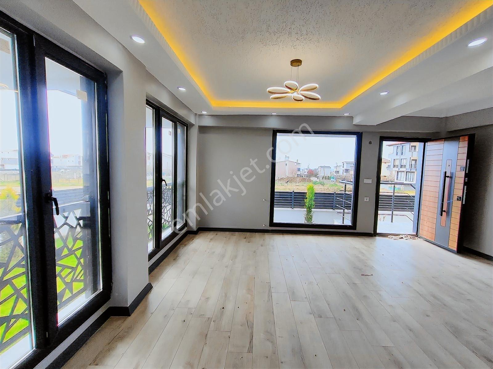 Yeniçiftlik'de Şirin Yazlık Villa #kartallar'dan# - Görsel 21