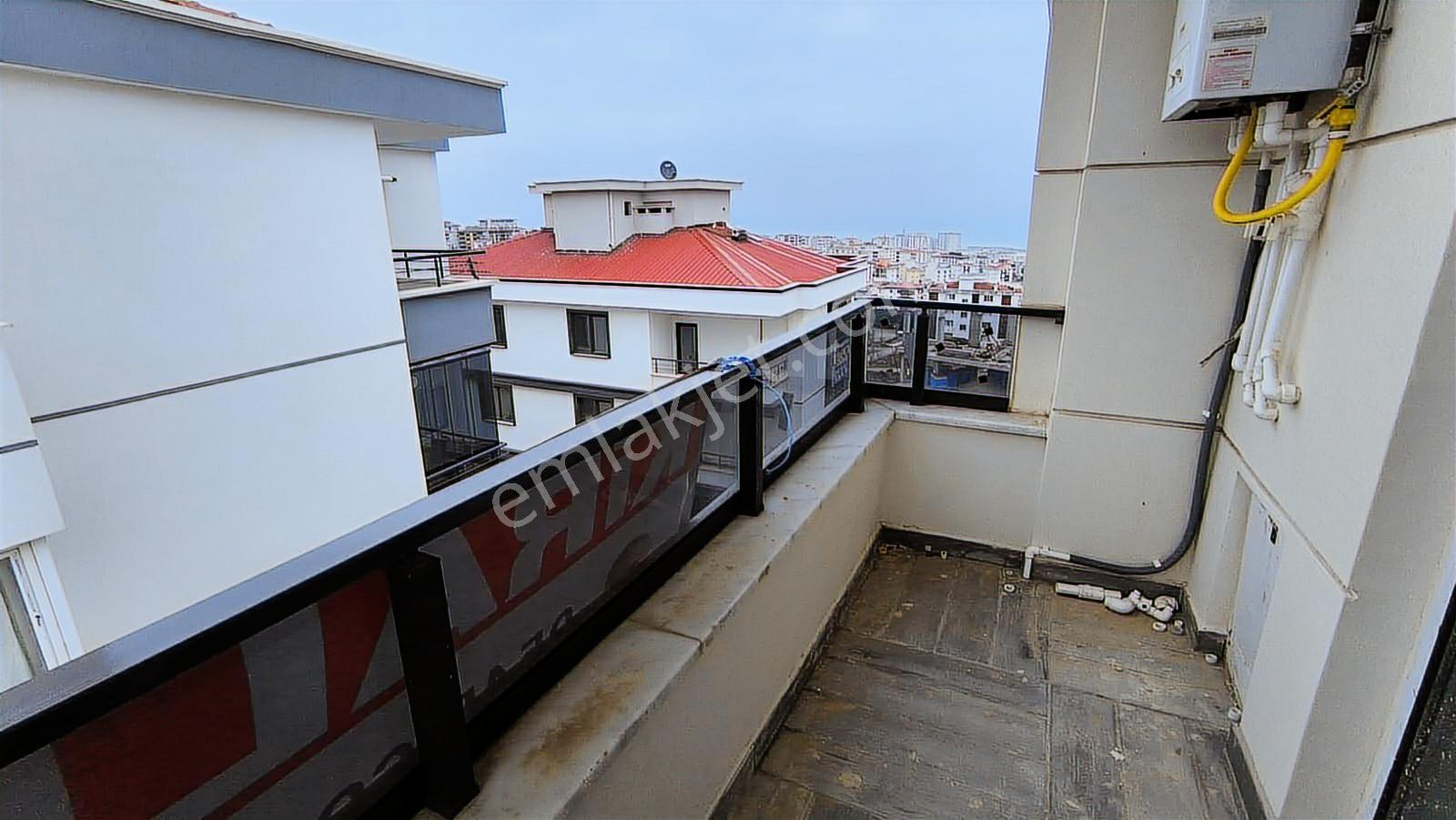 Edis Emlak Birol Acar" Dan Atakumda Tramvaya Yakın Kiralık 1+1 - Görsel 7