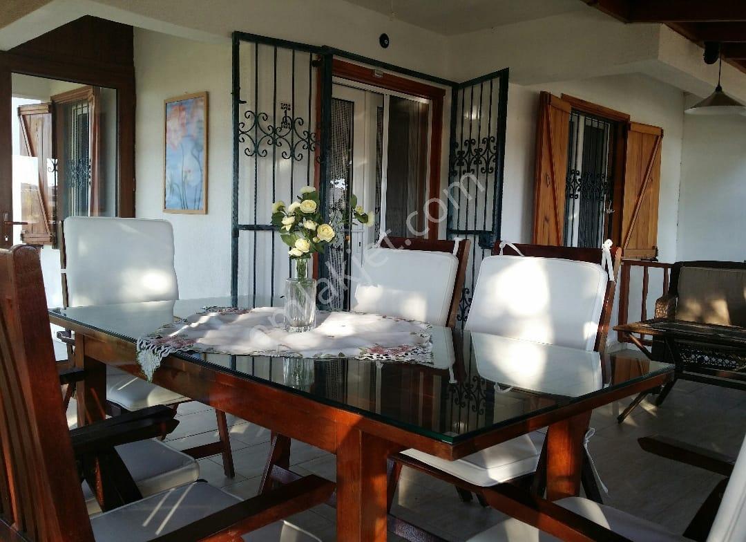 Turyap Çeşme Ilıca Plajına Yakın Şifne'de Havuzlu Müstakil Villa - Görsel 8