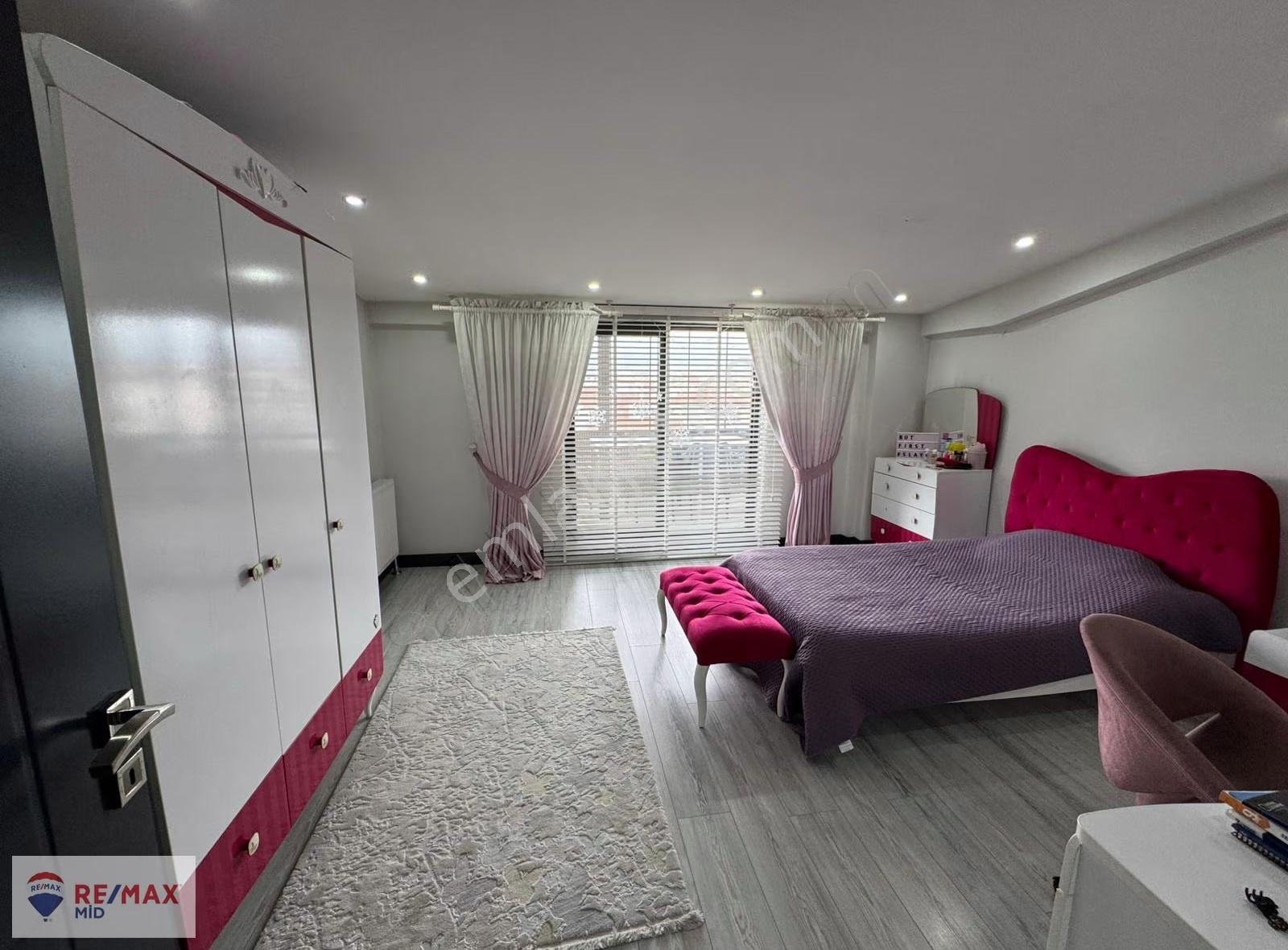Remax Mid Paşaalanı Rezidanslar Bölgesinde Satılık 4+1 - Görsel 12