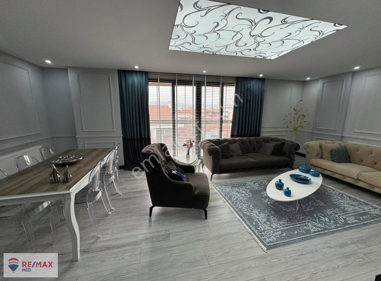 Remax Mid Paşaalanı Rezidanslar Bölgesinde Satılık 4+1 - Görsel 25