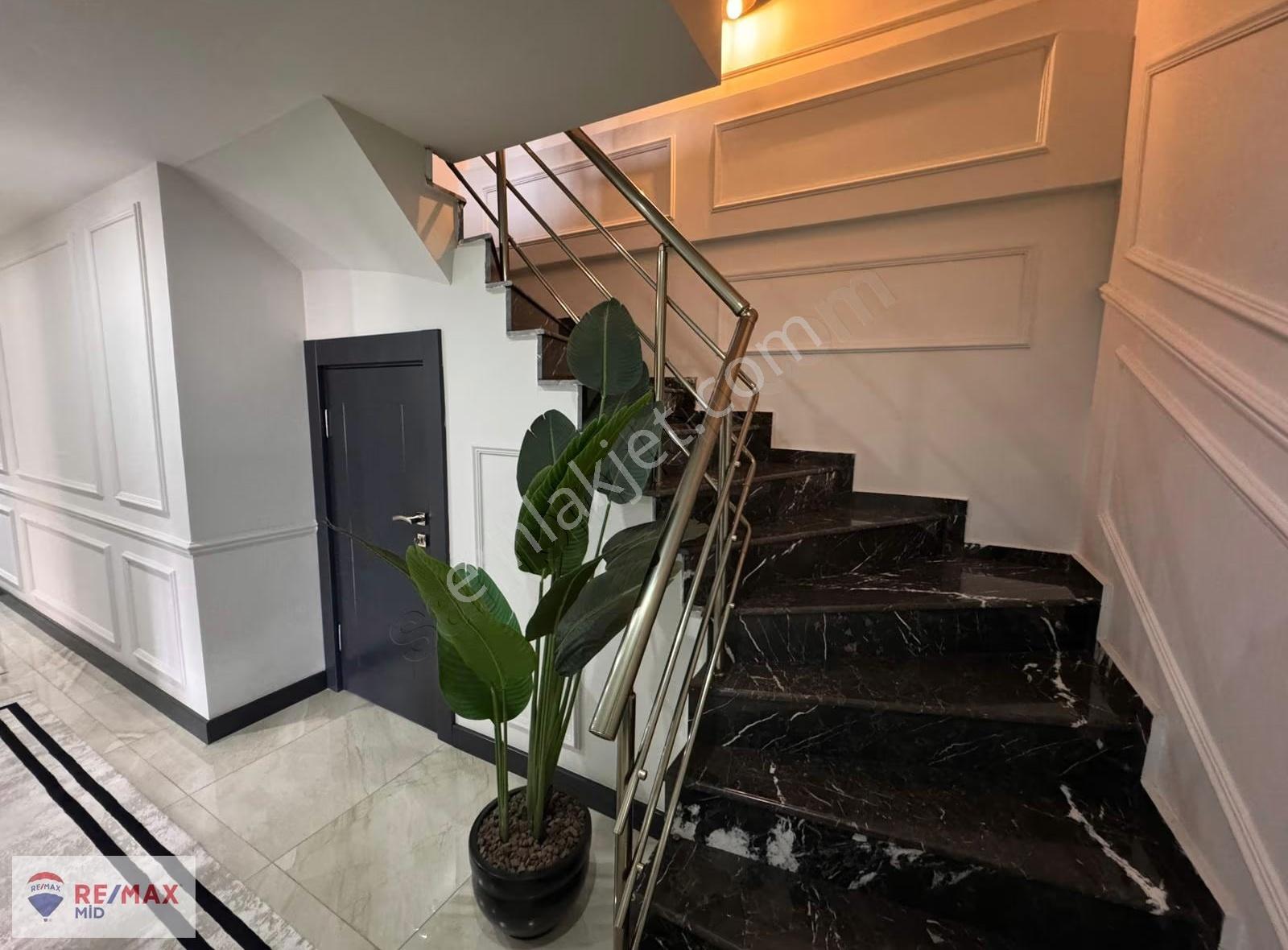 Remax Mid Paşaalanı Rezidanslar Bölgesinde Satılık 4+1 - Görsel 22