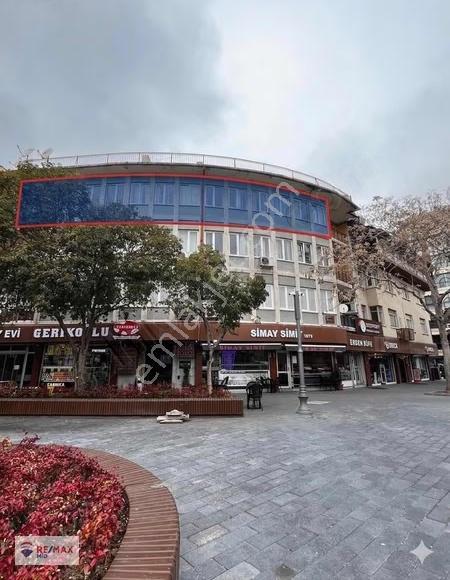 Remax Mid Çarşı Göbeği Geniş 4+1 Kiralık Ofis - Görsel 3