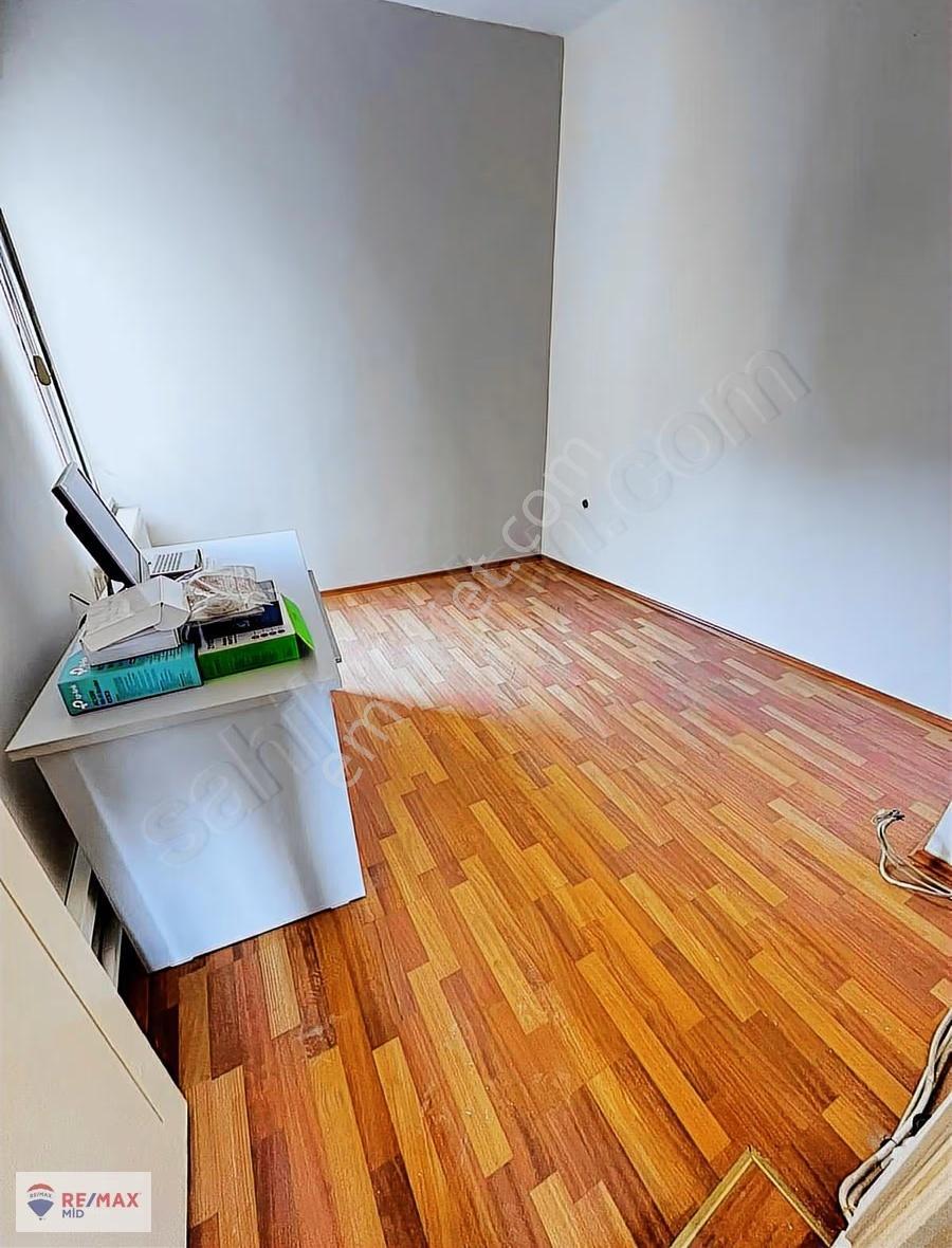 Remax Mid Çarşı Göbeği Geniş 4+1 Kiralık Ofis - Görsel 13