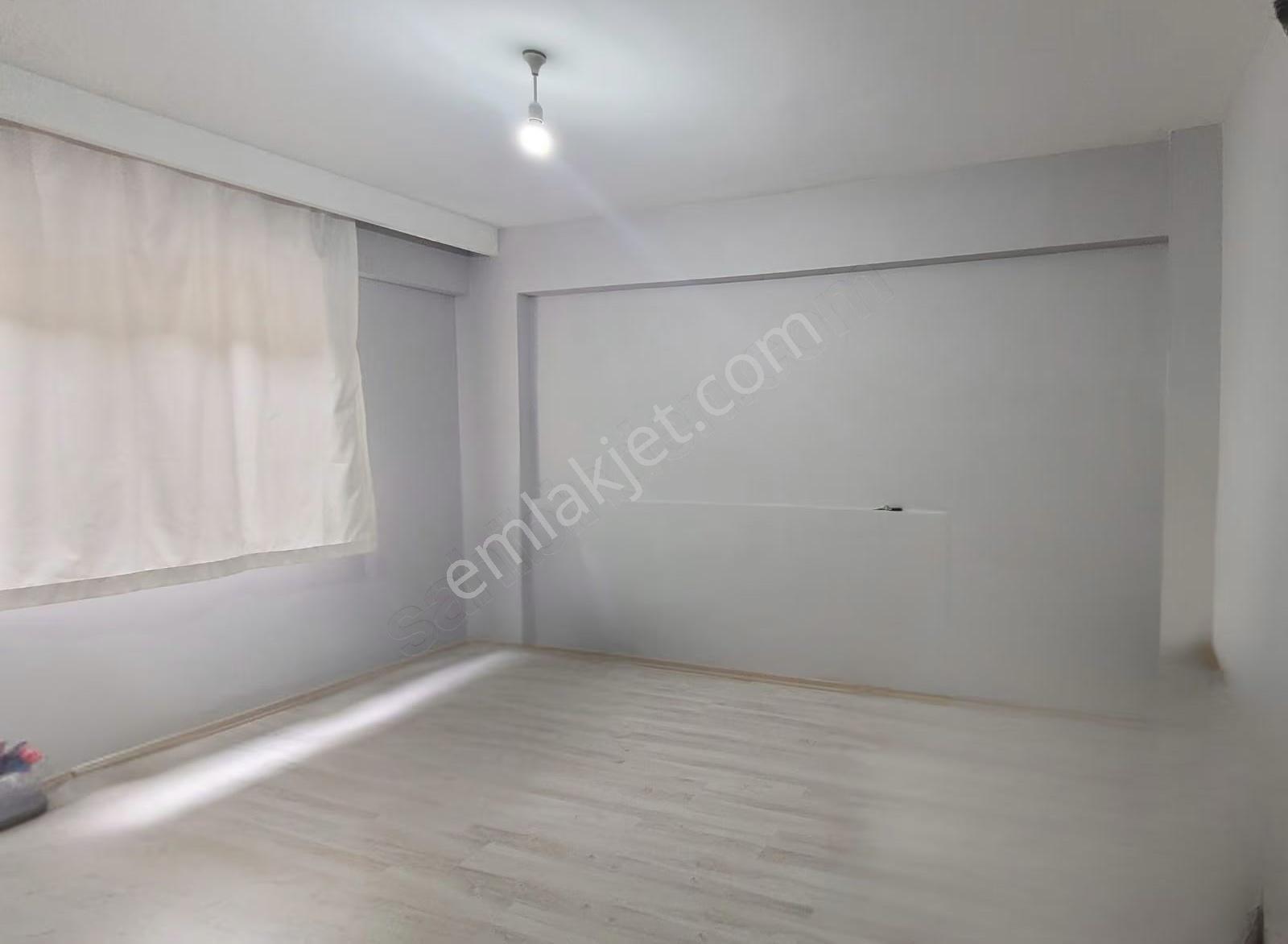 Nilüfer Demirci'de 2+1 Ayrı Mutfaklı Arkalı Önlü Ferah Daire - Görsel 15