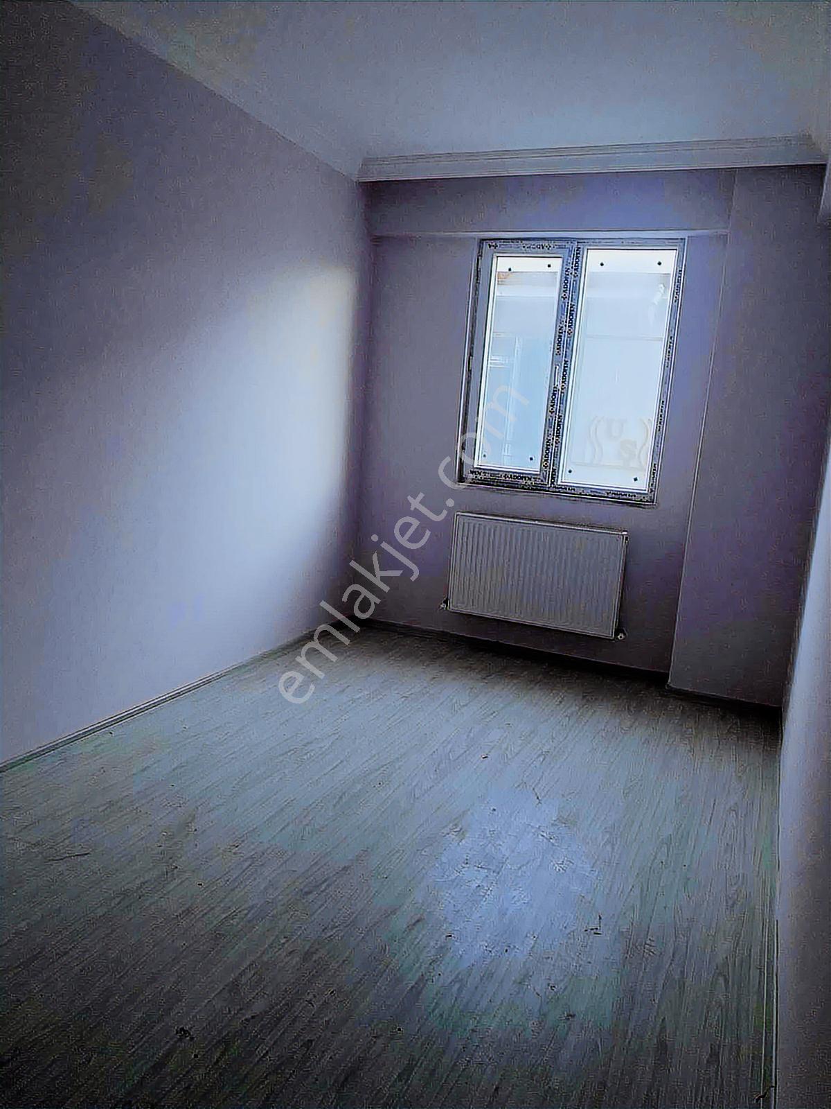 Şehitler Mah Cumhuriyet Cad Yakını Arakt Güney Satlık 1+1 - Görsel 9