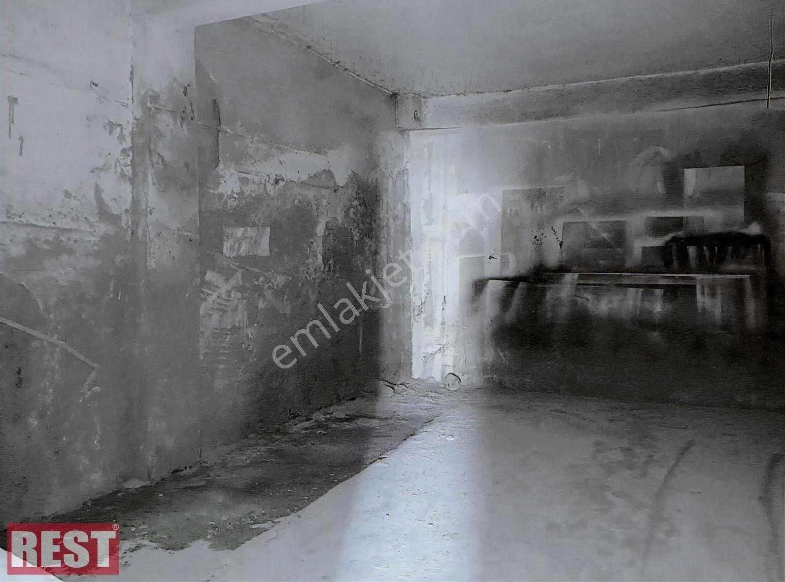 Duz Giriş Kullanışlı Kiralık Dükkan - Görsel 5