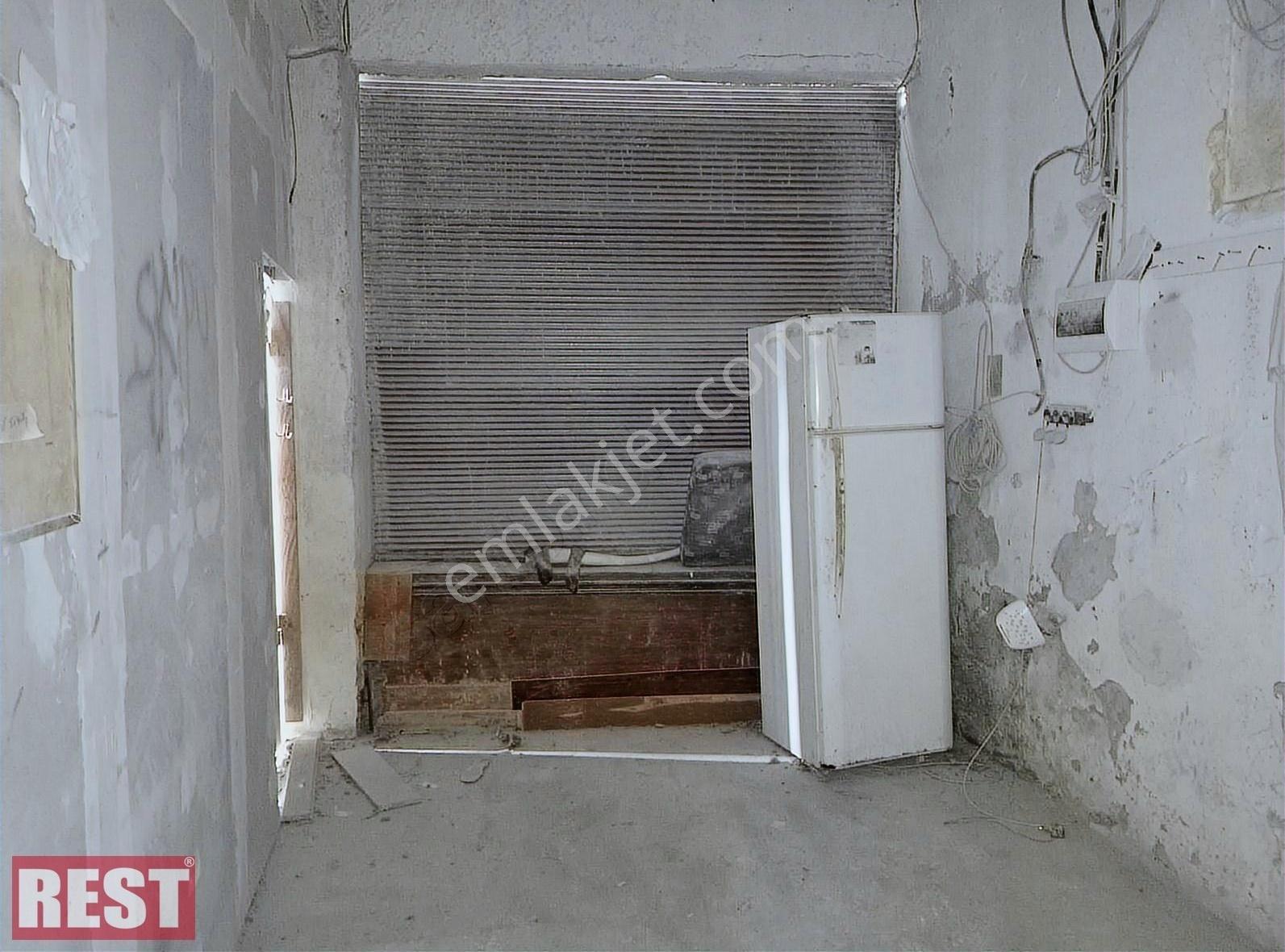 Duz Giriş Kullanışlı Kiralık Dükkan - Görsel 9