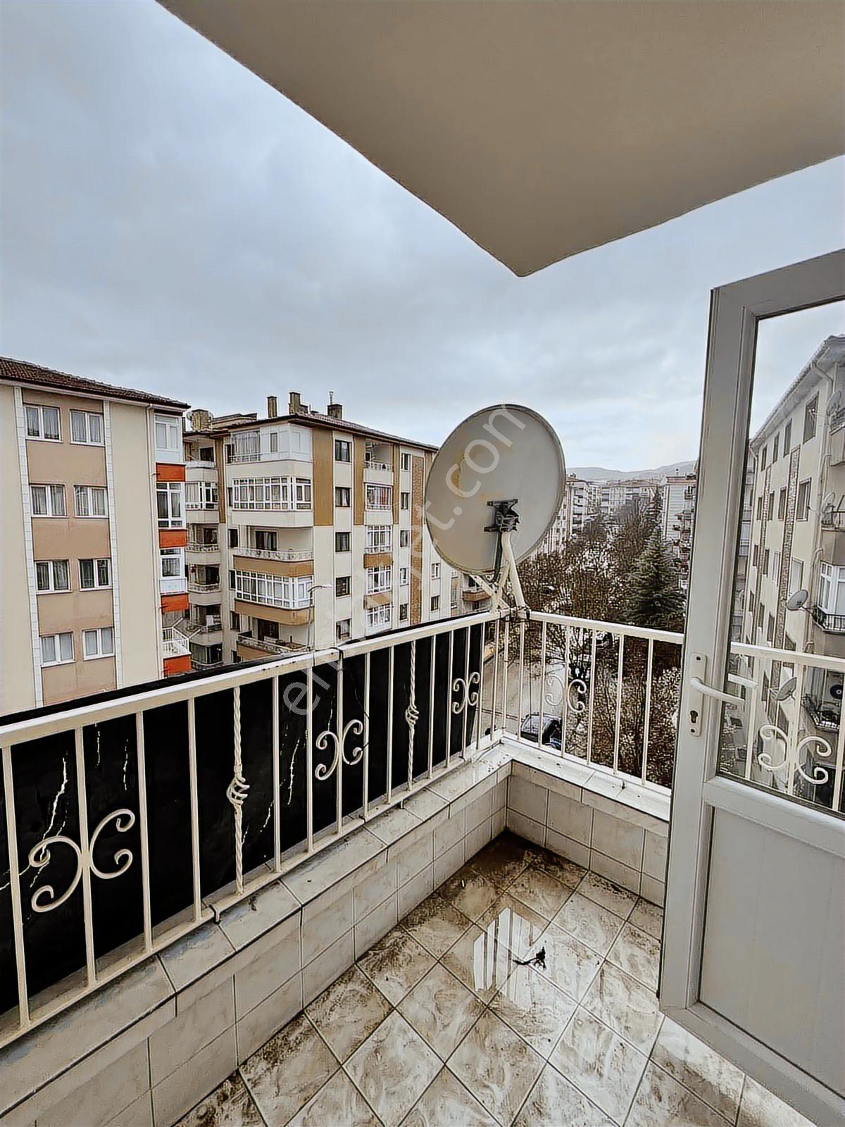 Ekin Group'tan Ç.lisesi Arkası Yapılı 3+1 Satılık Kupon Daire - Görsel 3