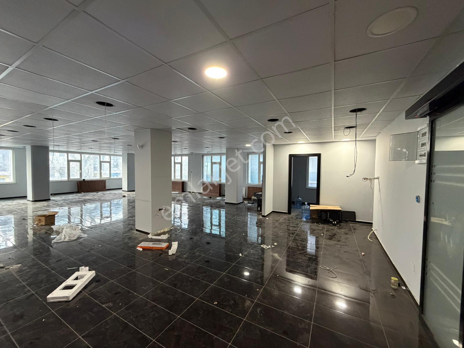 Bankalar Caddesi Gülbahar Da Komple Satılık Bina - Görsel 18