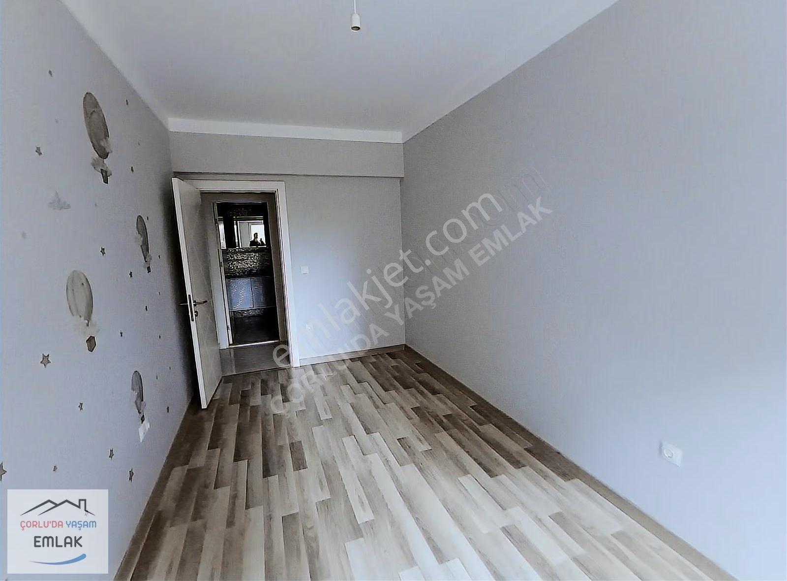 Trio Park Sitesinde Satılık 3+1 Bahçe Teraslı Daire - Görsel 24