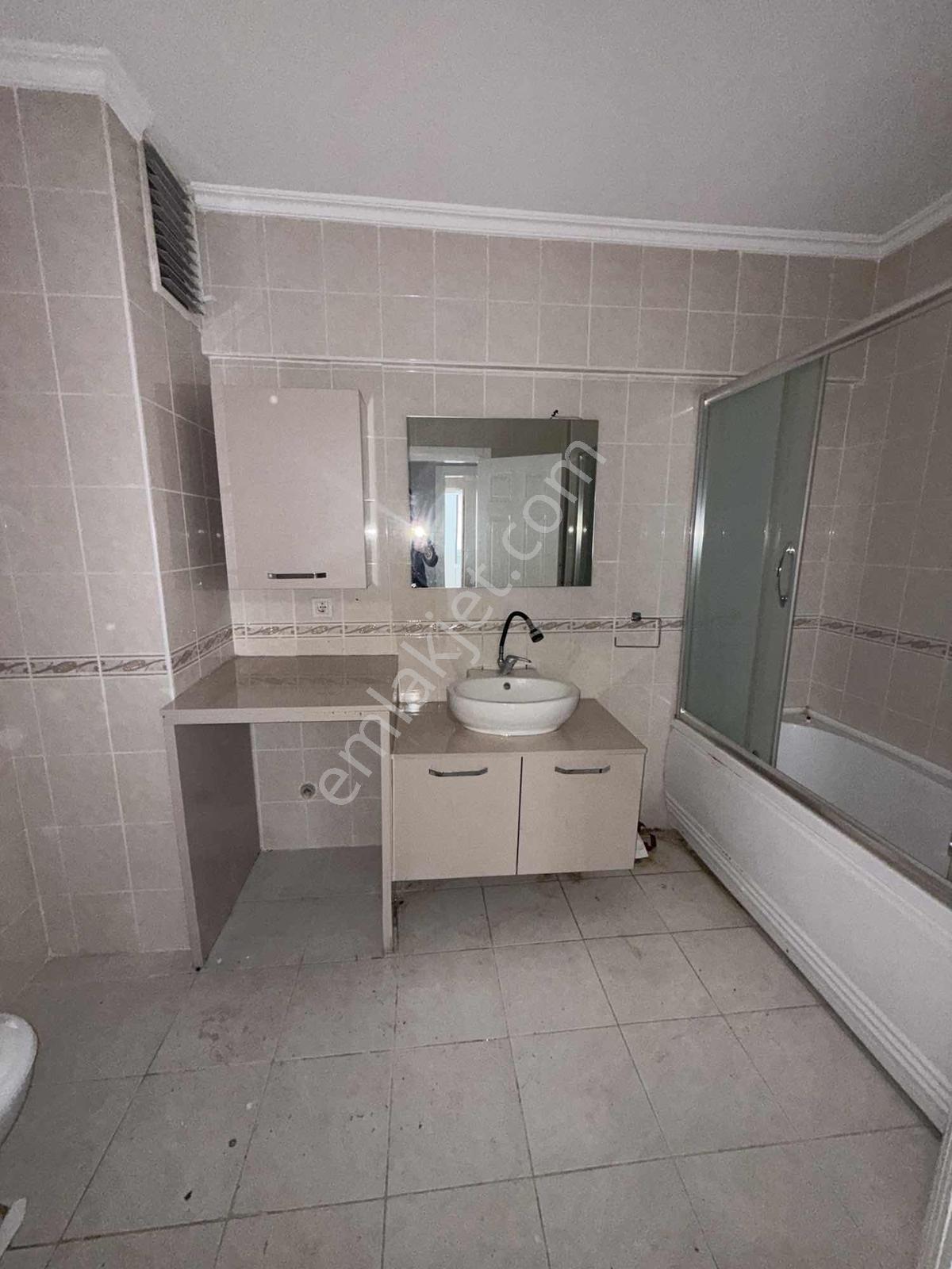 Akkaya İnşaattan E.banyolu-k.otoparklı-güvenlikli Kiralık 3+1 - Görsel 4