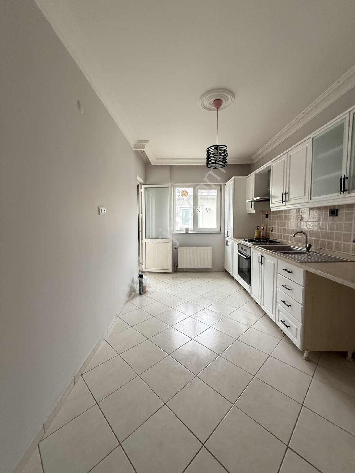 Akkaya İnşaattan E.banyolu-k.otoparklı-güvenlikli Kiralık 3+1 - Görsel 15
