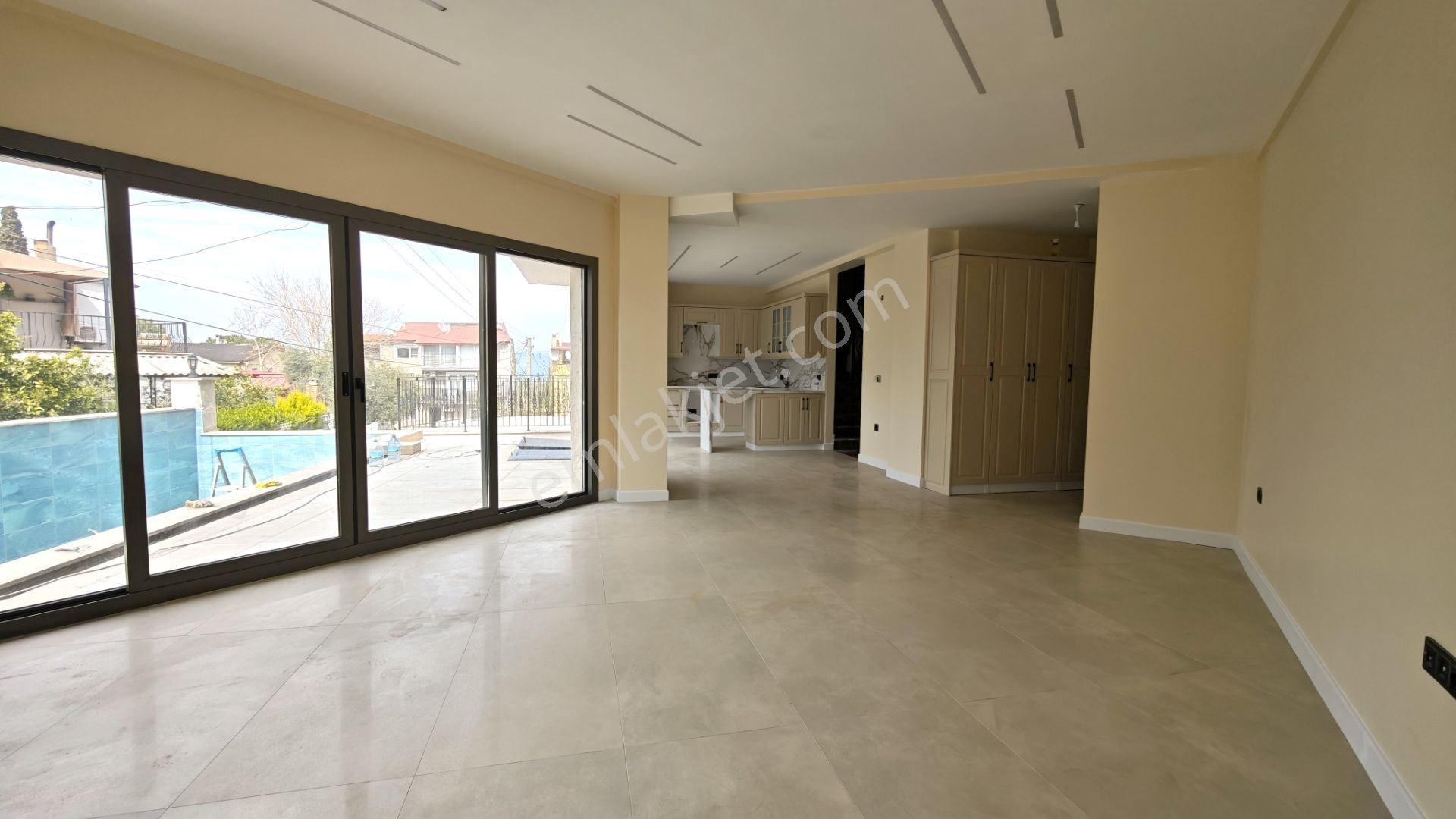 Kuşadası Soğucak 'ta Satılık Özel Mimari Taş Ev Villa - Görsel 10