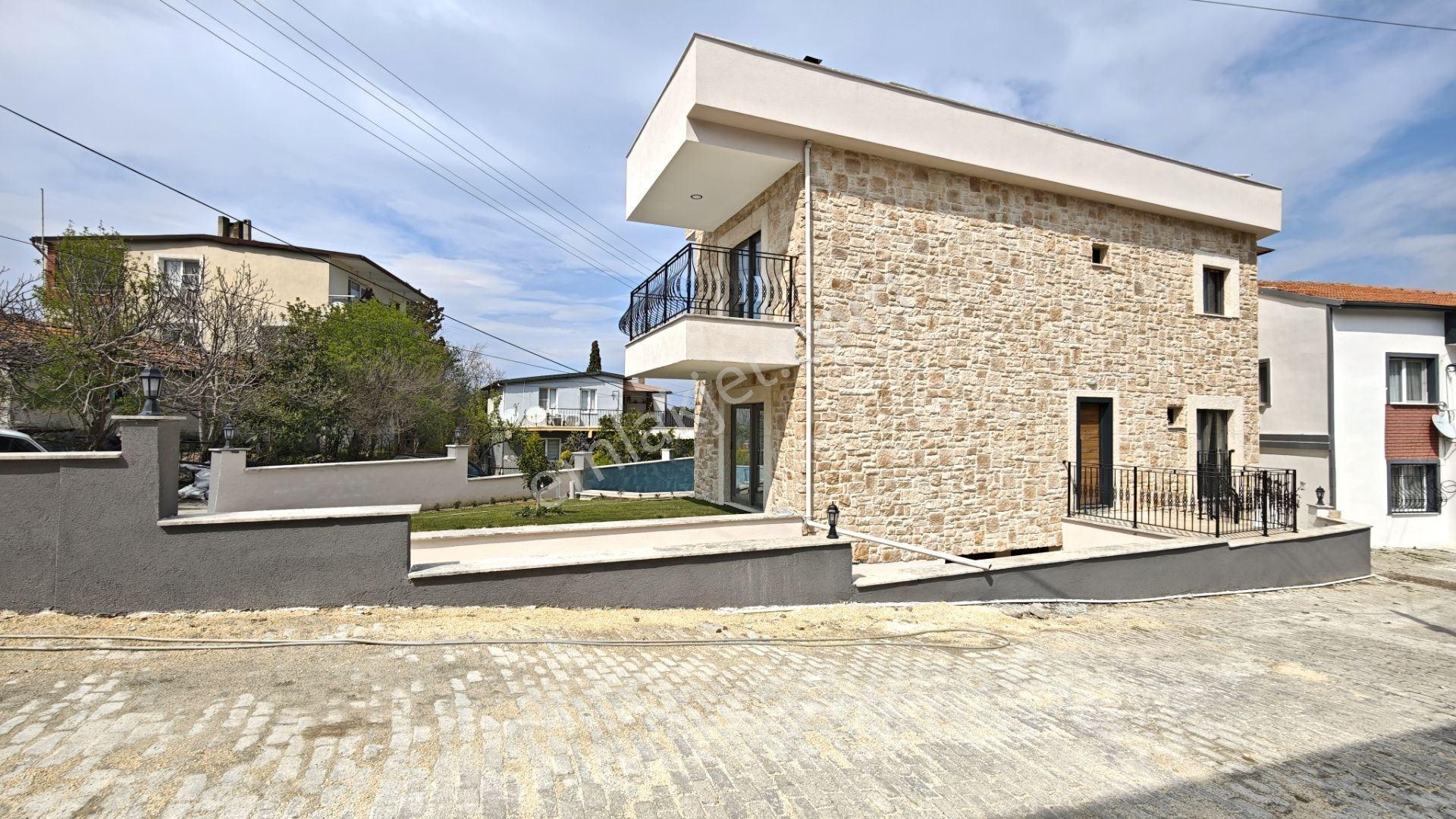 Kuşadası Soğucak 'ta Satılık Özel Mimari Taş Ev Villa - Görsel 28