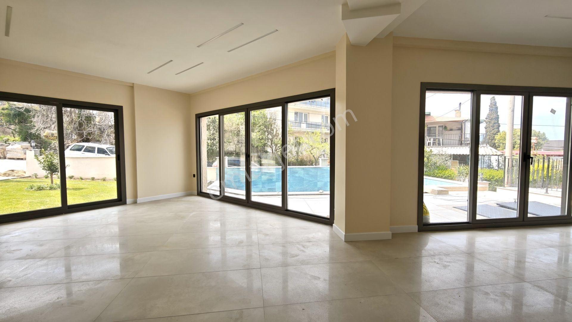 Kuşadası Soğucak 'ta Satılık Özel Mimari Taş Ev Villa - Görsel 13