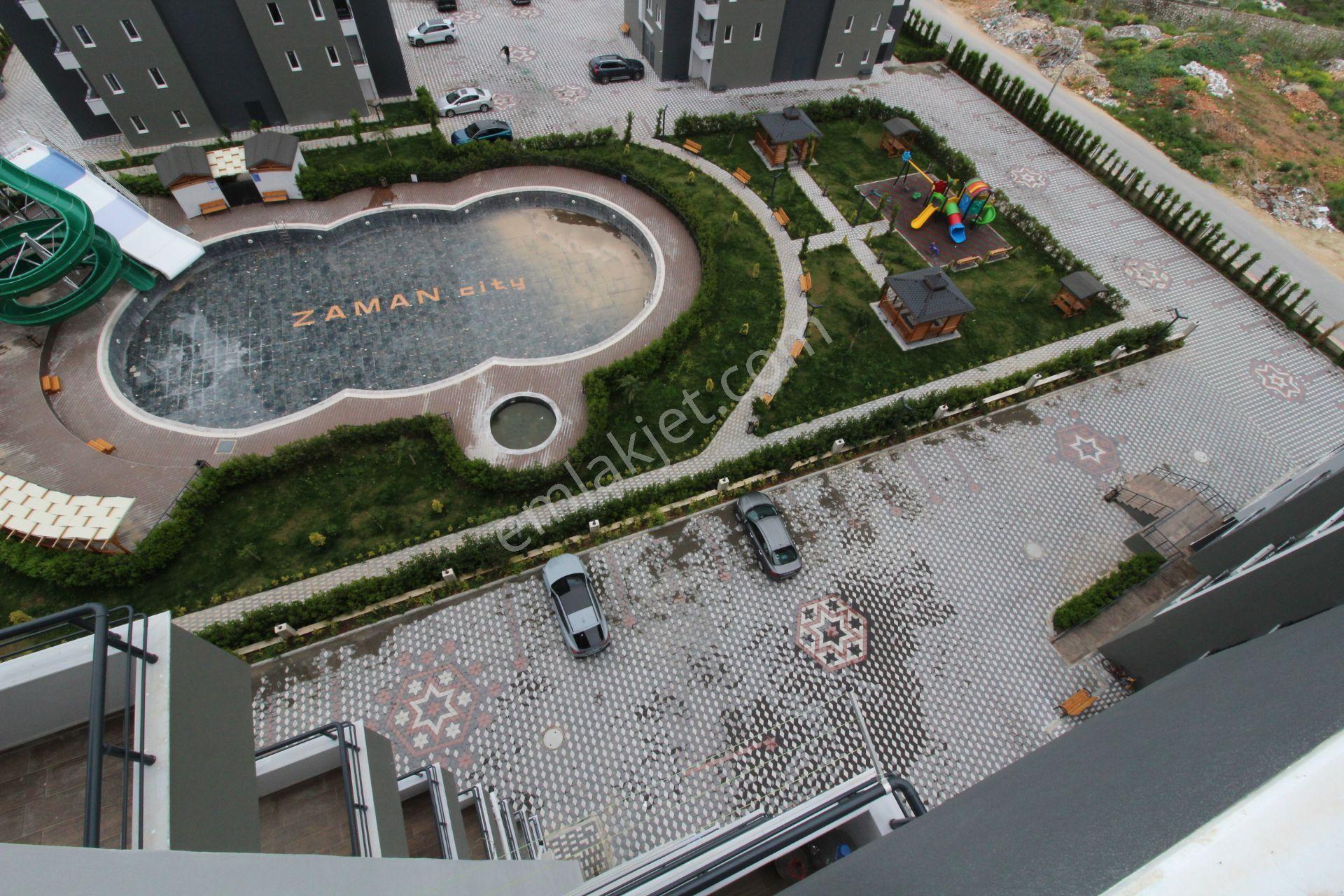 Aslan'dan Mezitlide Geniş Metrajlı Havuzlu Kombili Kiralık 1+1 - Görsel 2