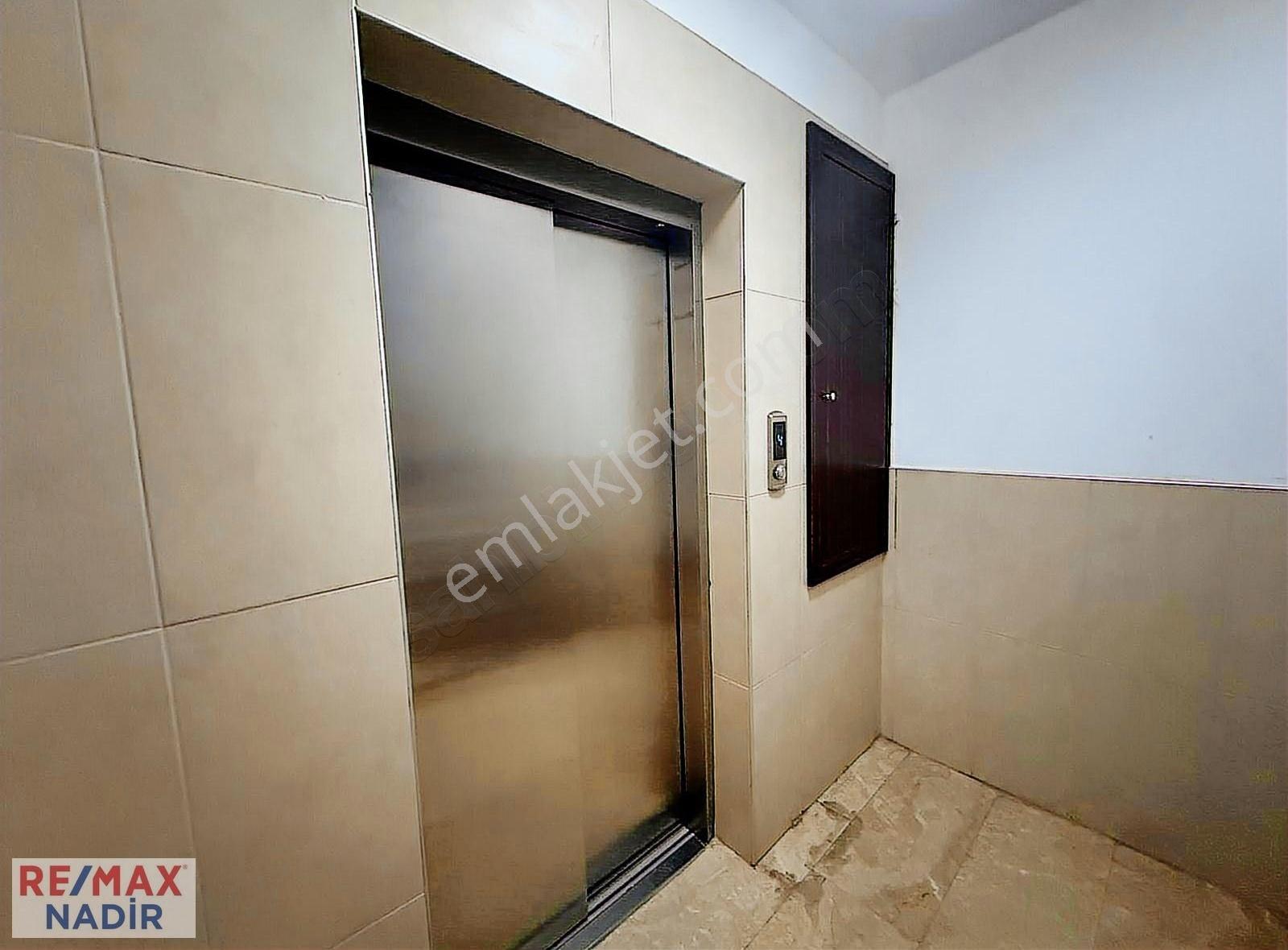 Re/max Nadirden Gedikkaya Florya Sitesinde Satılık 3+1 Daire - Görsel 29