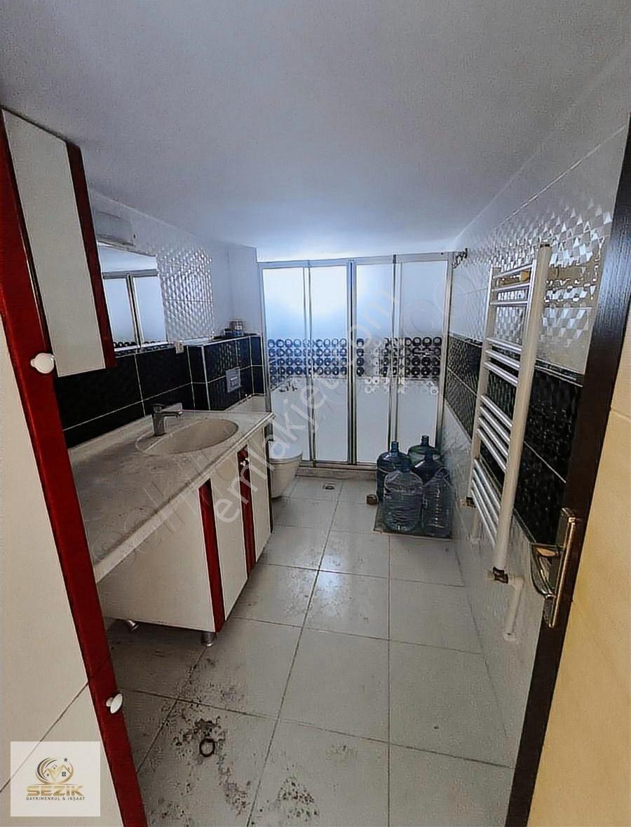 Mavibulvar Çetinkaya Cıvarı 3+1 K/mutfak Hasarsız