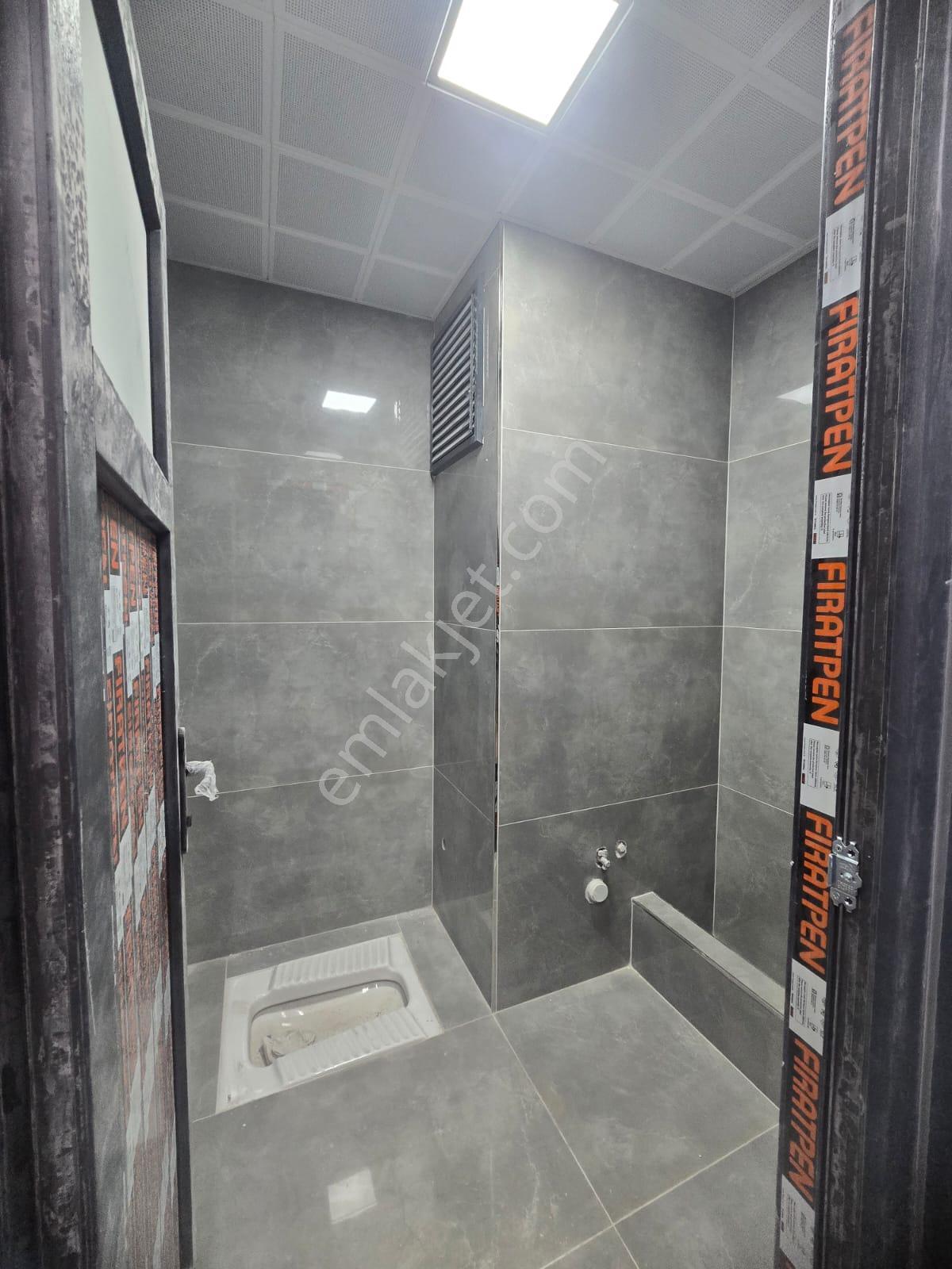 Toyap Yapıdan 50.yılda Ticaret Merkezinde 625m2 Kiralık Dükkan - Görsel 23