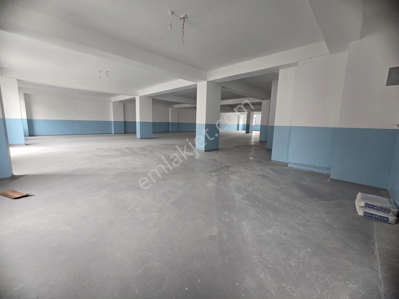 Toyap Yapıdan 50.yılda Ticaret Merkezinde 625m2 Kiralık Dükkan - Görsel 19