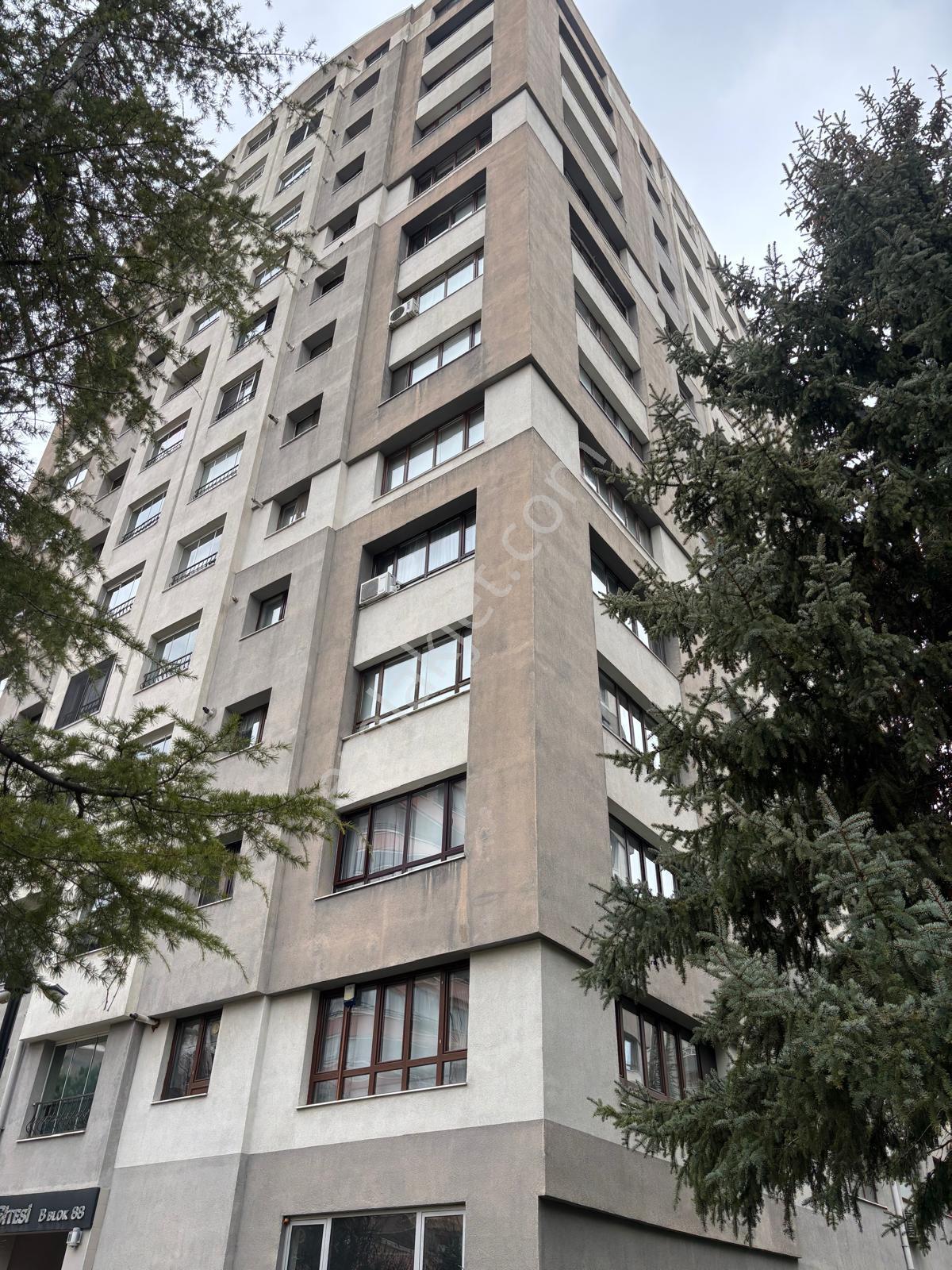 Ankara Ümitköyde Site İçinde Muhteşem Konumda Satılık Daire - Görsel 24