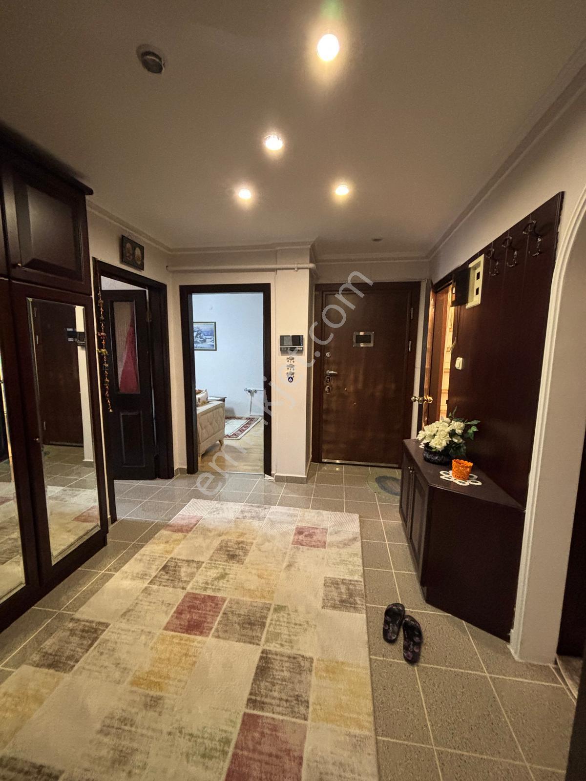 Ankara Ümitköyde Site İçinde Muhteşem Konumda Satılık Daire - Görsel 5