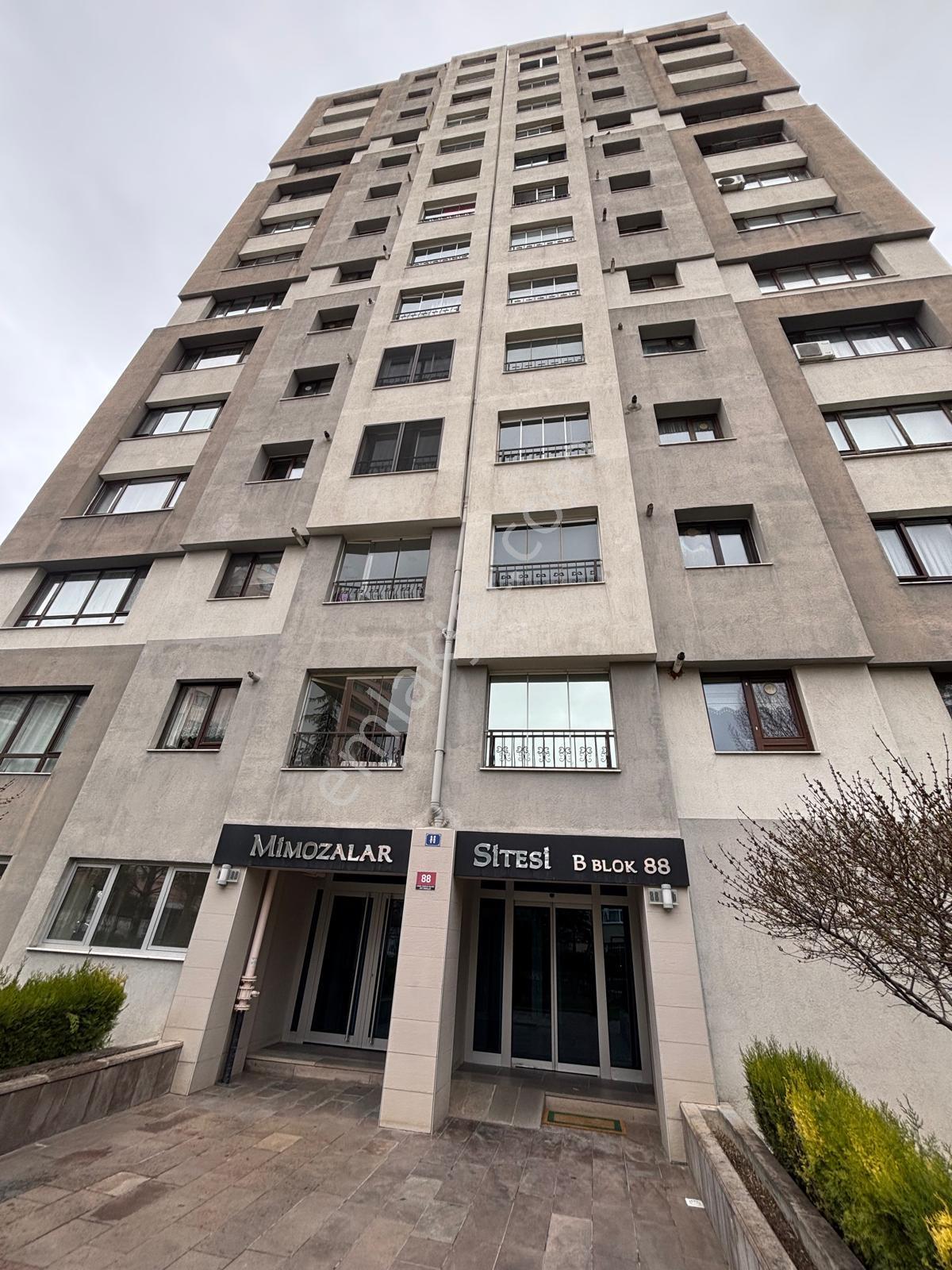 Ankara Ümitköyde Site İçinde Muhteşem Konumda Satılık Daire - Görsel 23