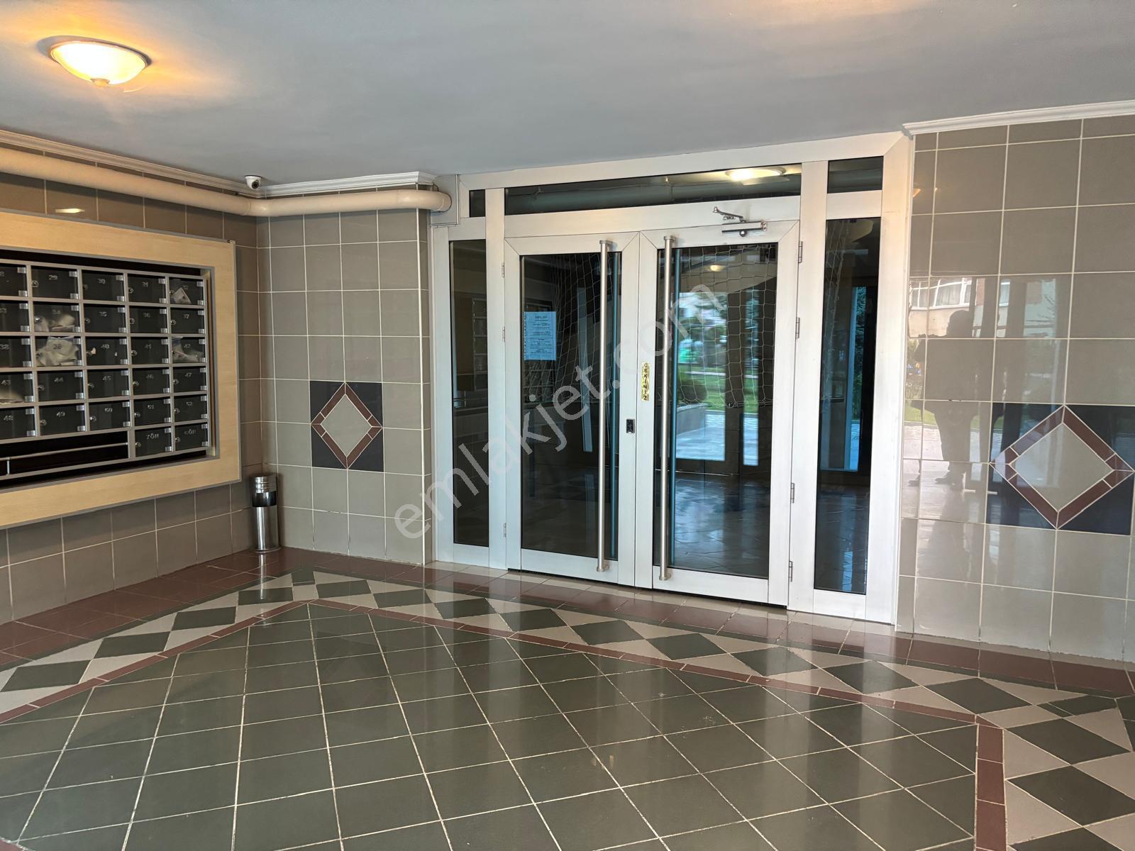 Ankara Ümitköyde Site İçinde Muhteşem Konumda Satılık Daire - Görsel 22