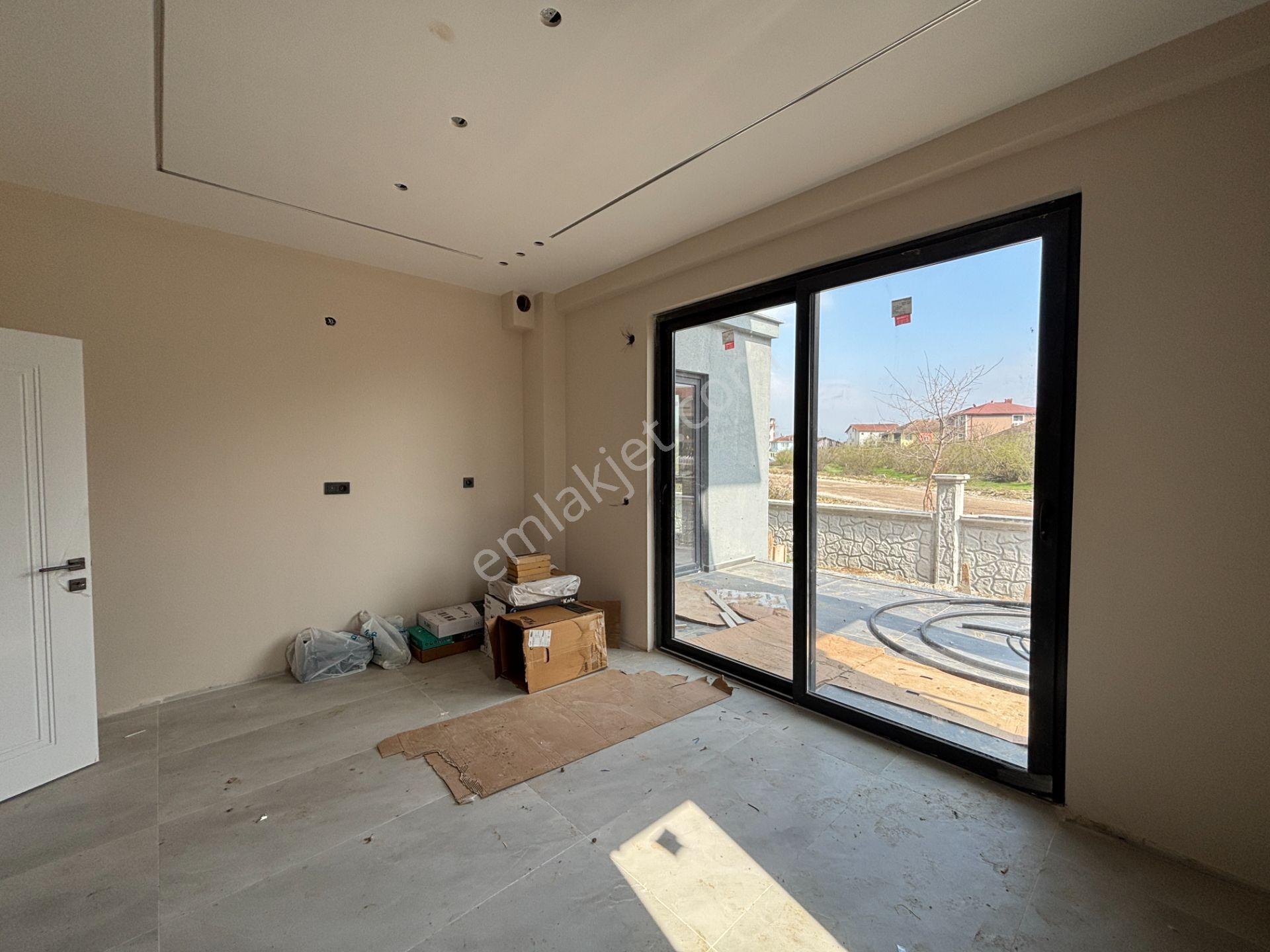 Arapçiftliği Mahallesi'nde 5+1 280 M2 Özel Kapalı Garajlı Satılık Müstakil Villa - Görsel 11