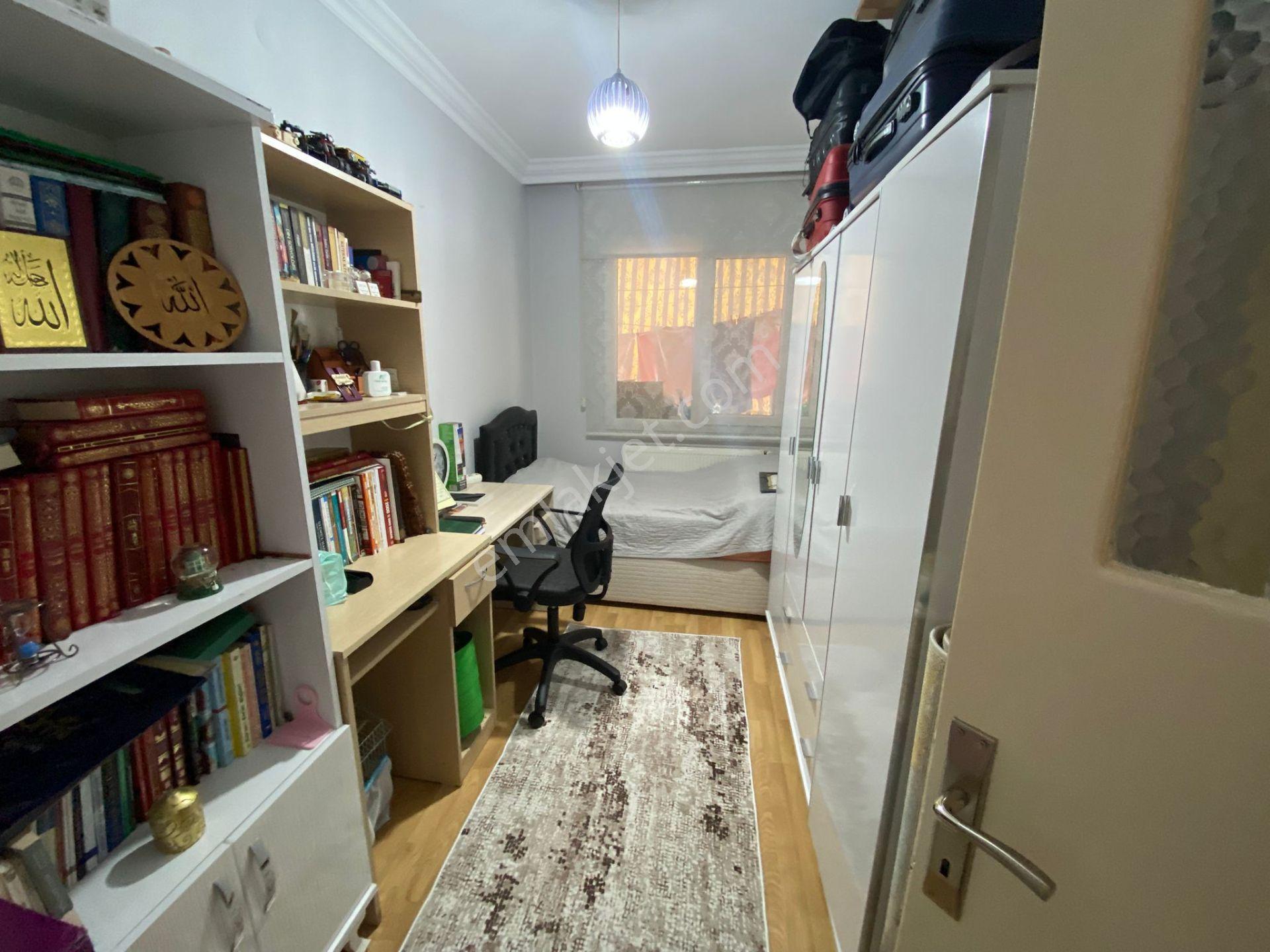 Acill Buca İşçievleri Yiğitler Mah.de 3+1 120m2 Dgazlı Arakat Ayrı Mutfak Satılık Daire - Görsel 13