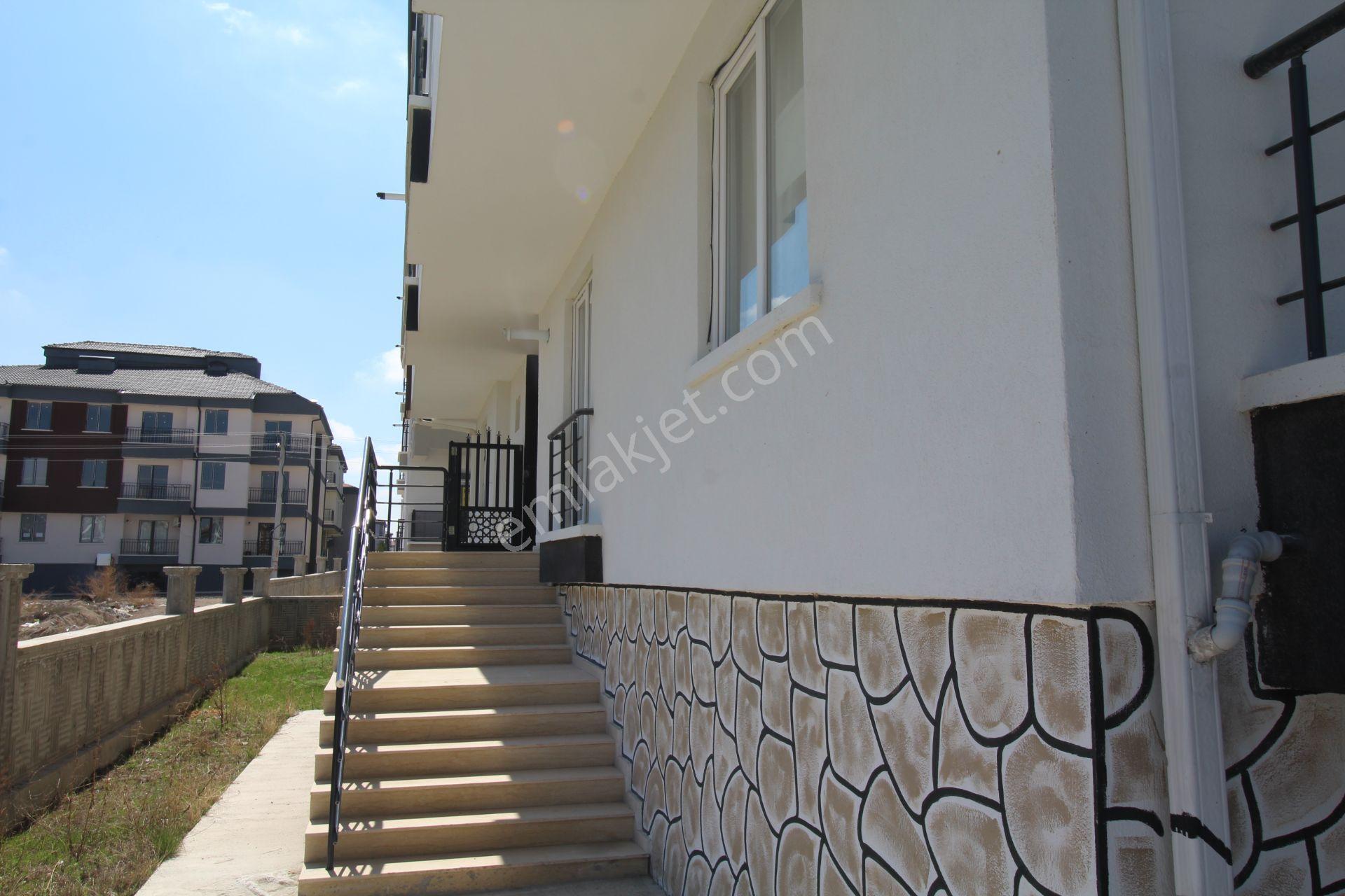 Aksaray Aratol İstiklal Mahallesinde Satılık 1+1 Eşyalı Daire İlk Evimde 1,99 Oran - Görsel 20