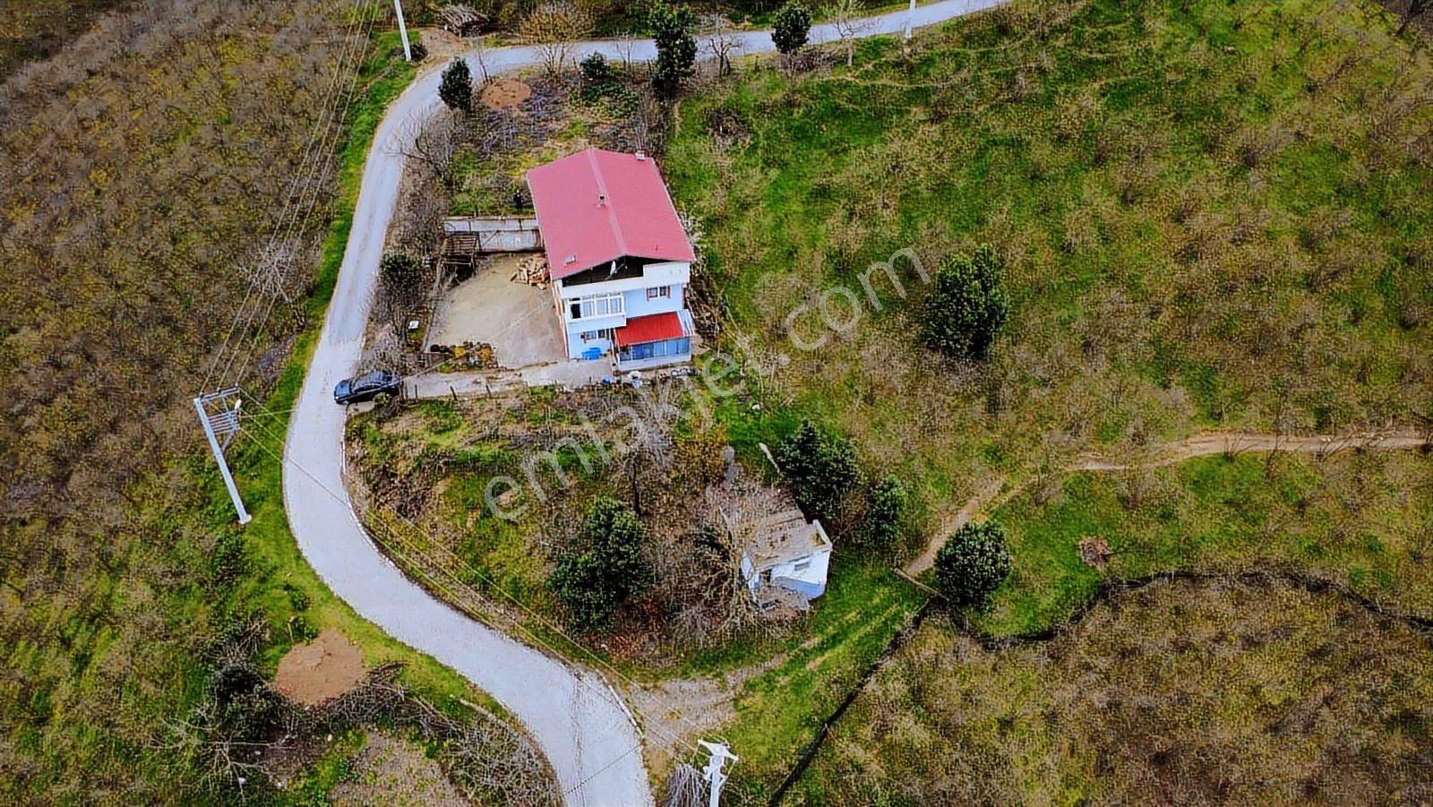 Karasu Çınar Gayrimenkulden 850 M2 Arsa İçinde 3 Katlı Ev - Görsel 21