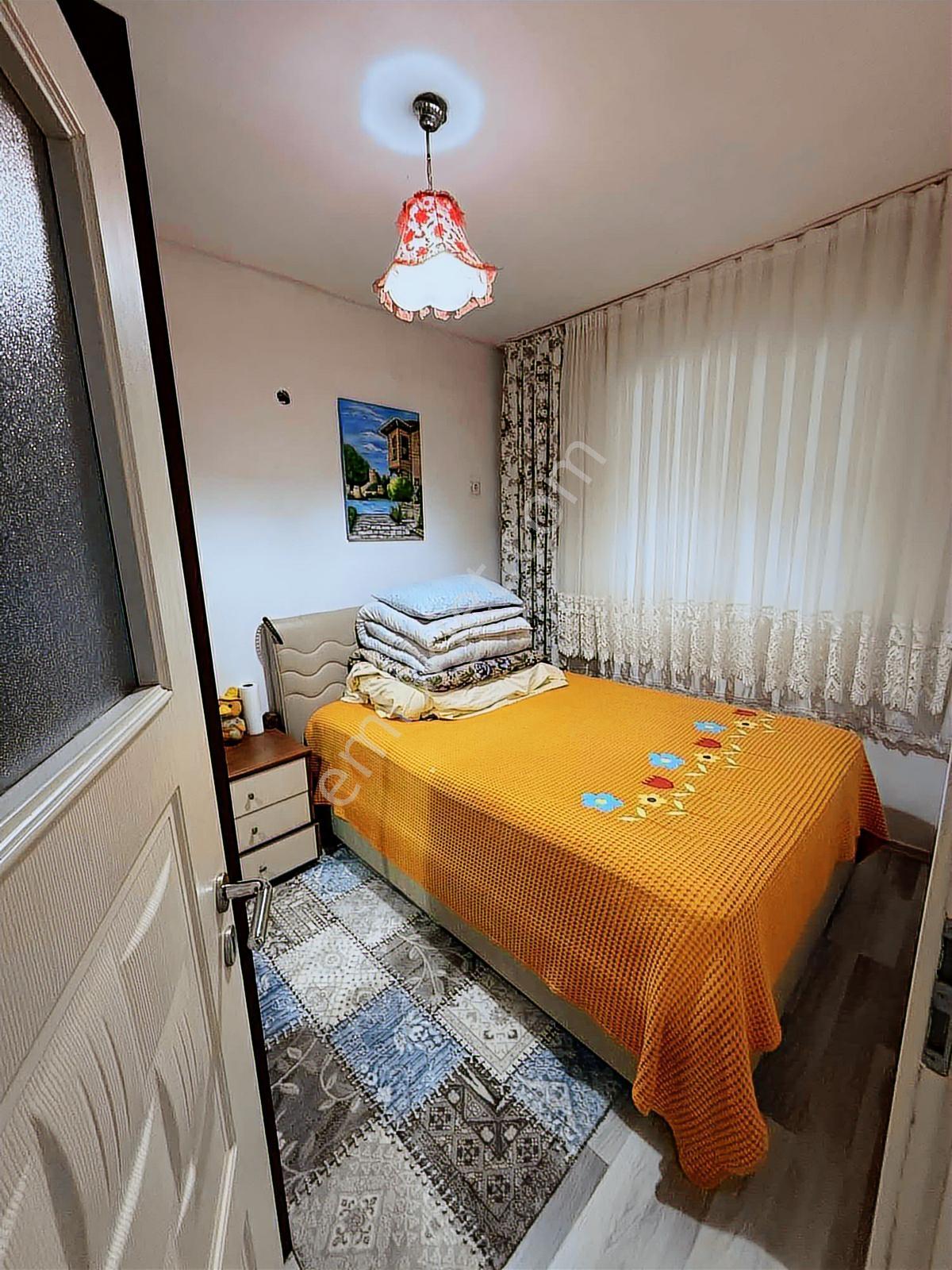 Karasu Çınar Gayrimenkulden 850 M2 Arsa İçinde 3 Katlı Ev - Görsel 24