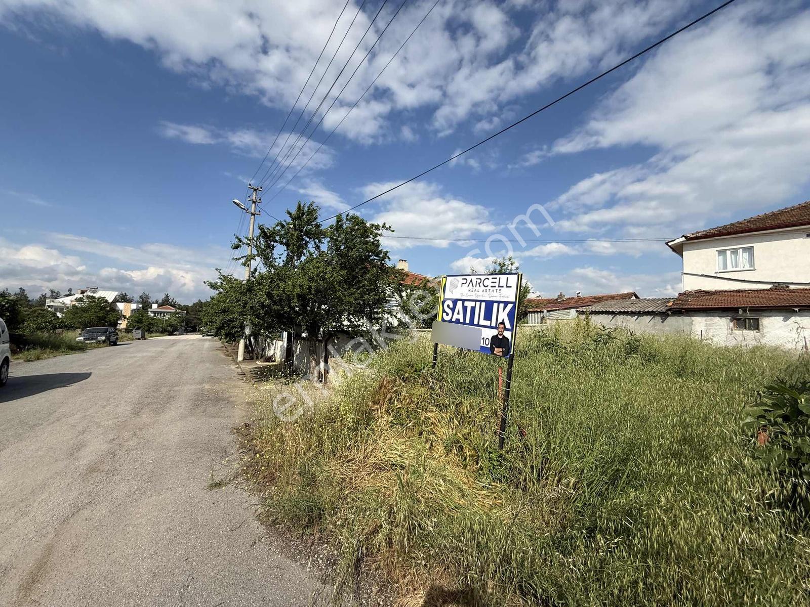 Kepsut Yenice Mah. 3 Kat İmarlı 211 M² Satılık Arsa