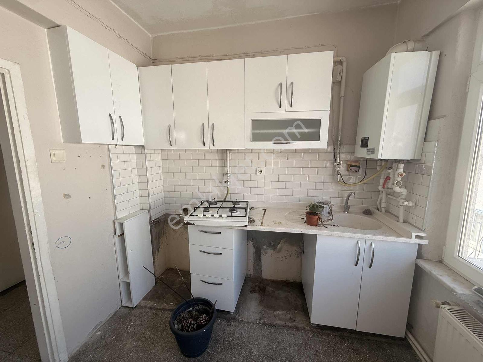 Çanakkale Atatürk Caddesi Üzeri Yatırımlık 3+1 Daire - Görsel 16