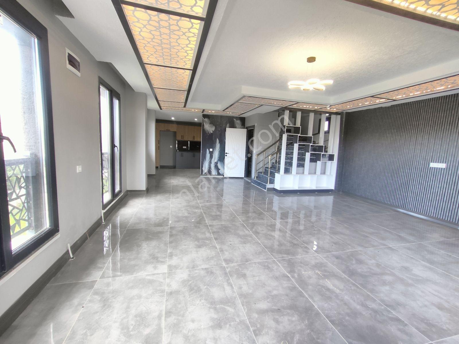 Yeniçiftlik'te 310 M² Bahçeli 6+1 Büyük Müstakil Kartallar'dan. - Görsel 13