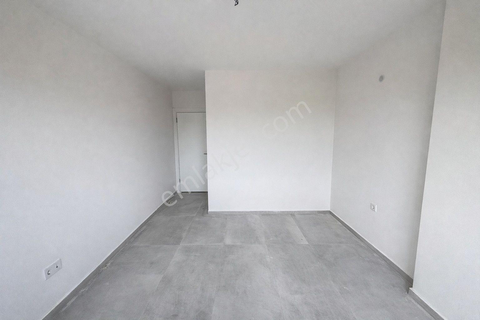 Umas Solutıondan Havuzlu Sitede - Geniş Kullanım 3+1 Sıfır Villa - Görsel 19