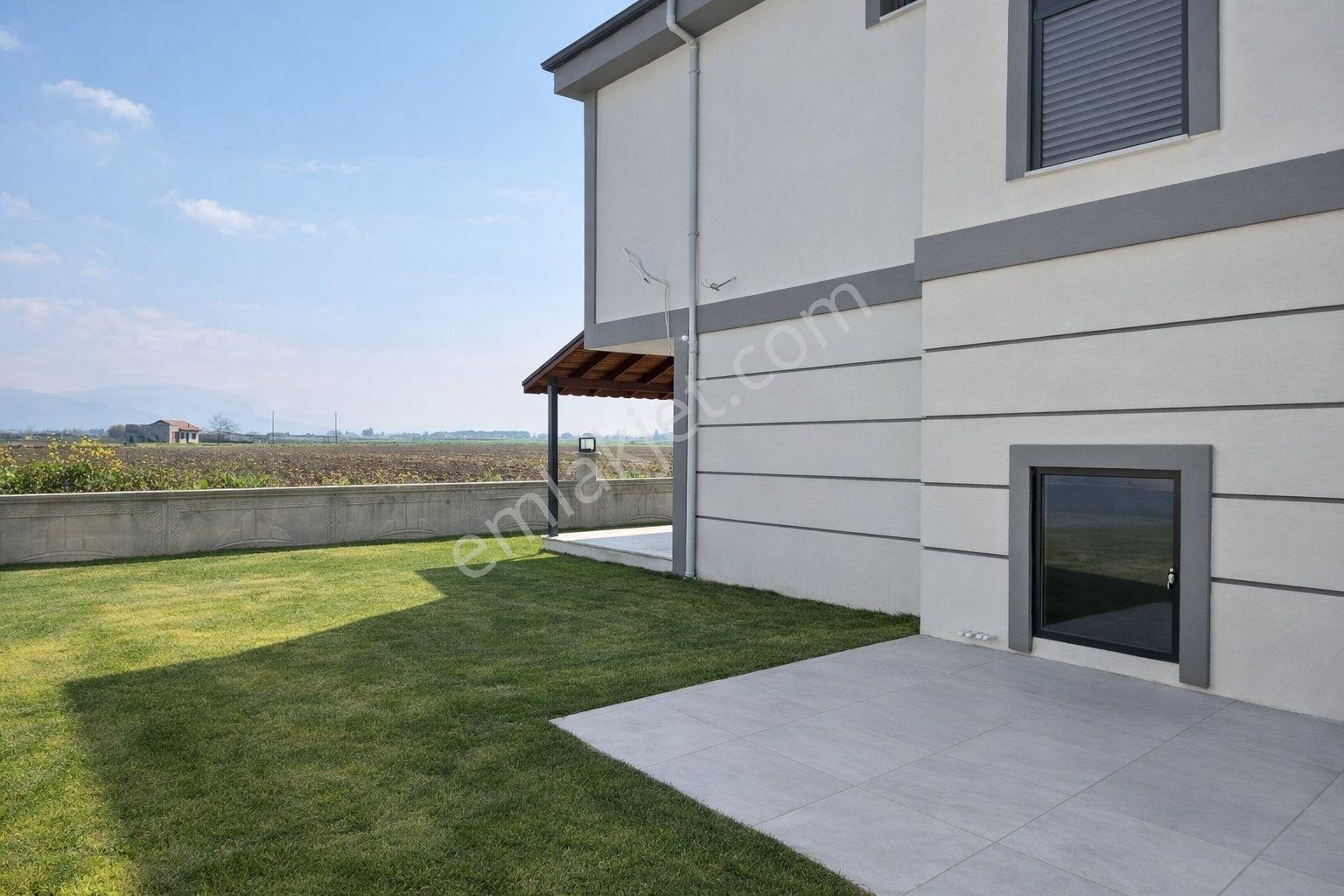 Umas Solutıondan Havuzlu Sitede - Geniş Kullanım 3+1 Sıfır Villa - Görsel 3