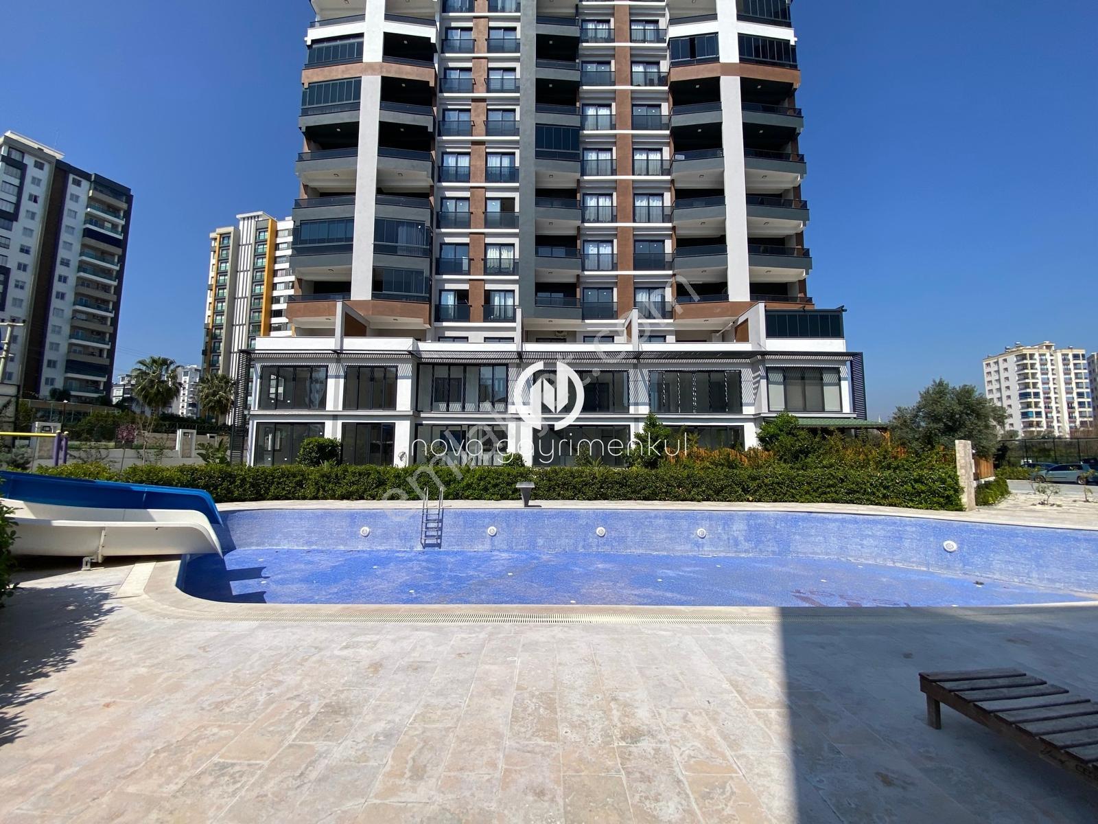 **nova** Deniz Mah.de Marka Proje Aquaparklı Sitede 2+1 Kiralık