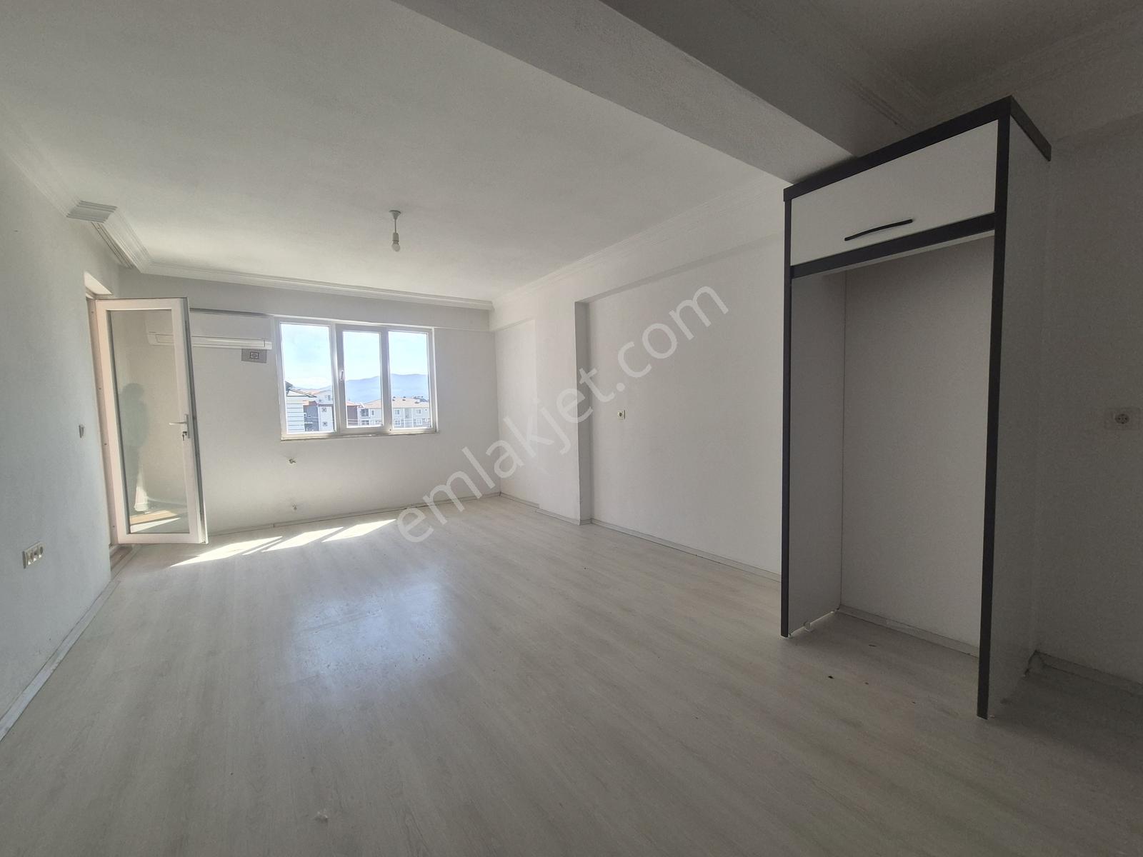 Dalaman Altıntas'ta Cadde Üzeri Kiralık 1+1 Daire - Görsel 21