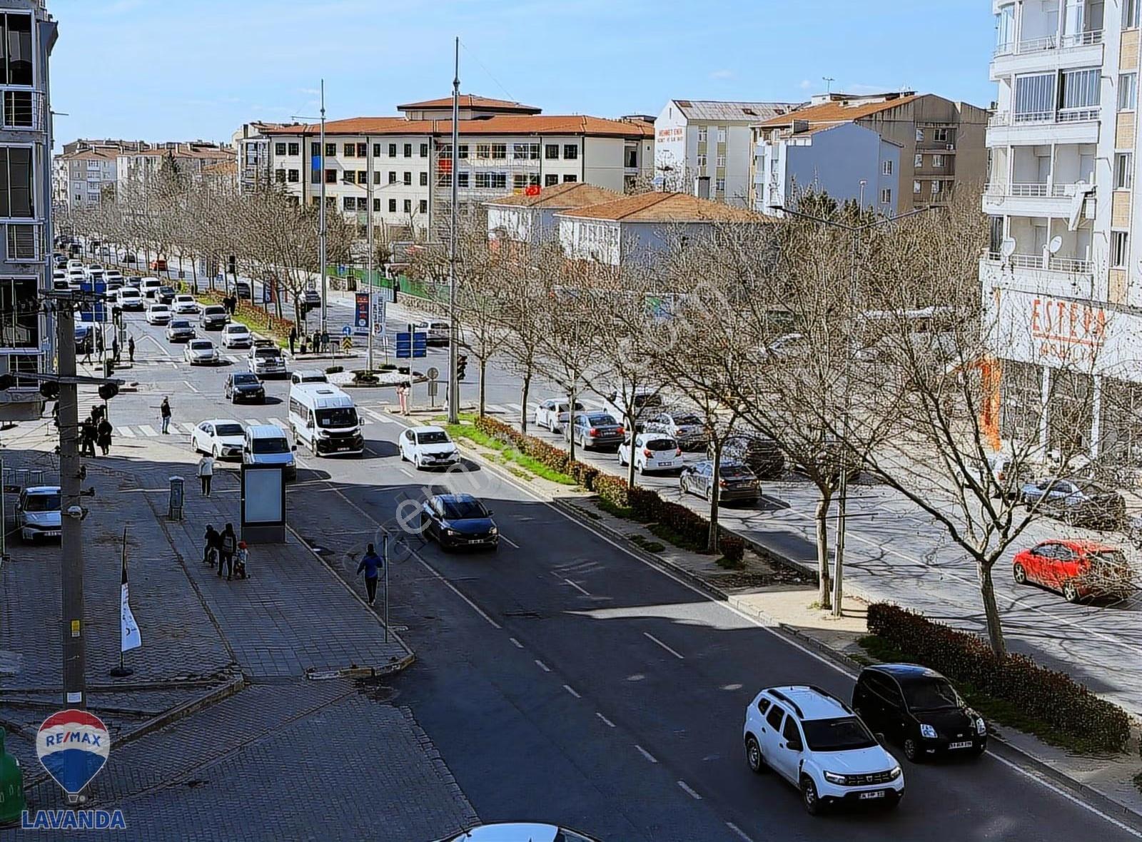 Remax Lavanda'dan Bülent Ecevit Bulvarı Cephe 3+1 Satılık Daire - Görsel 7