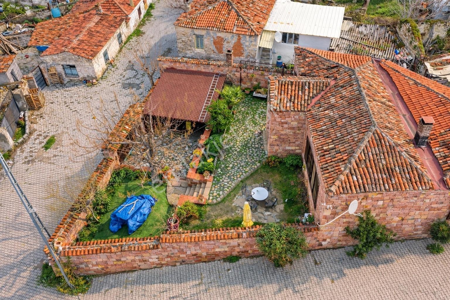 Umas Solutıon'dan Mutluköy'de 500 M² Arsada Orjinal Büyük Taş Ev - Görsel 33