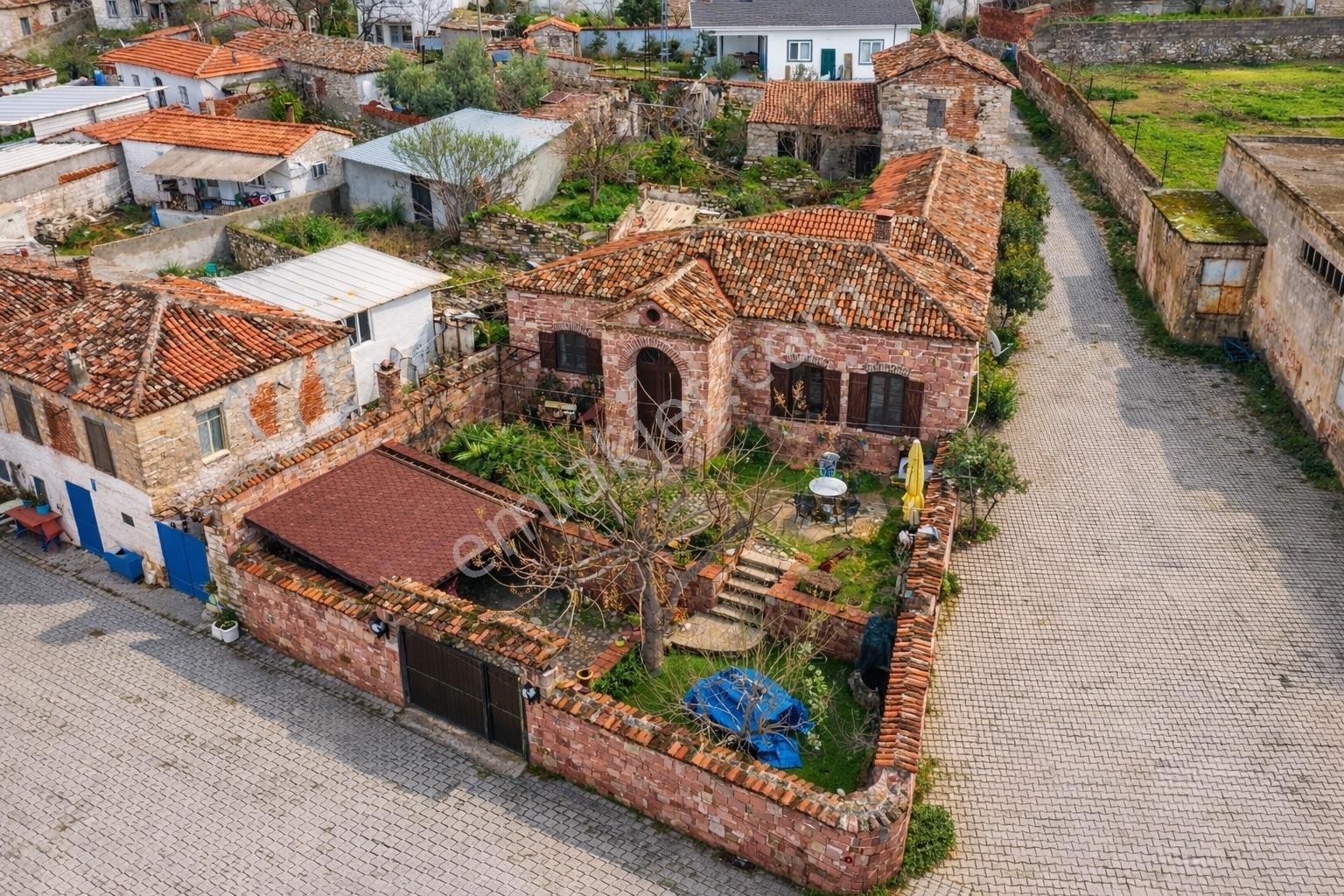 Umas Solutıon'dan Mutluköy'de 500 M² Arsada Orjinal Büyük Taş Ev - Görsel 18