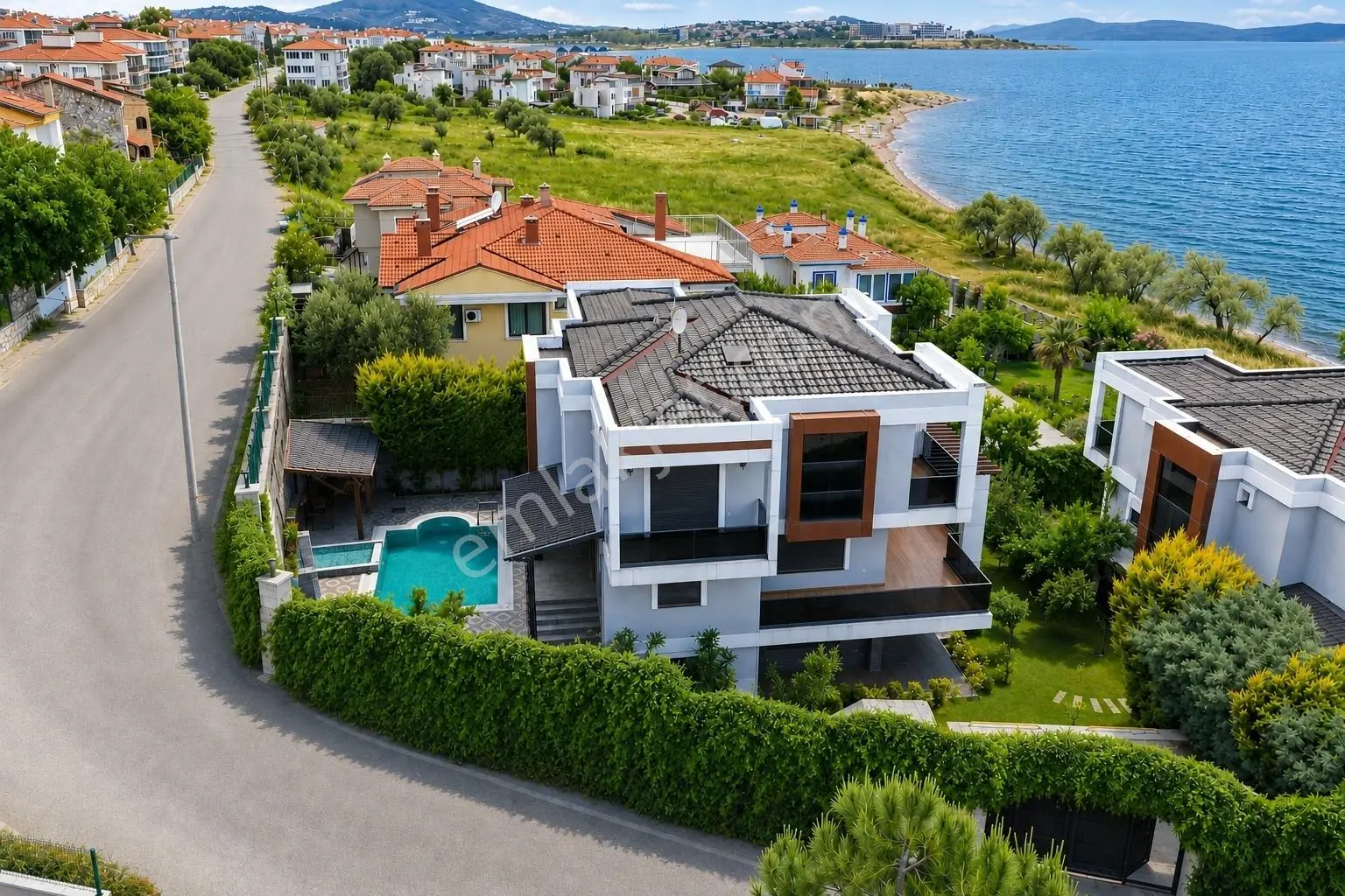 Umas Solutıon'dan Denize Sıfır 7+2 Tripleks Lüks Villa