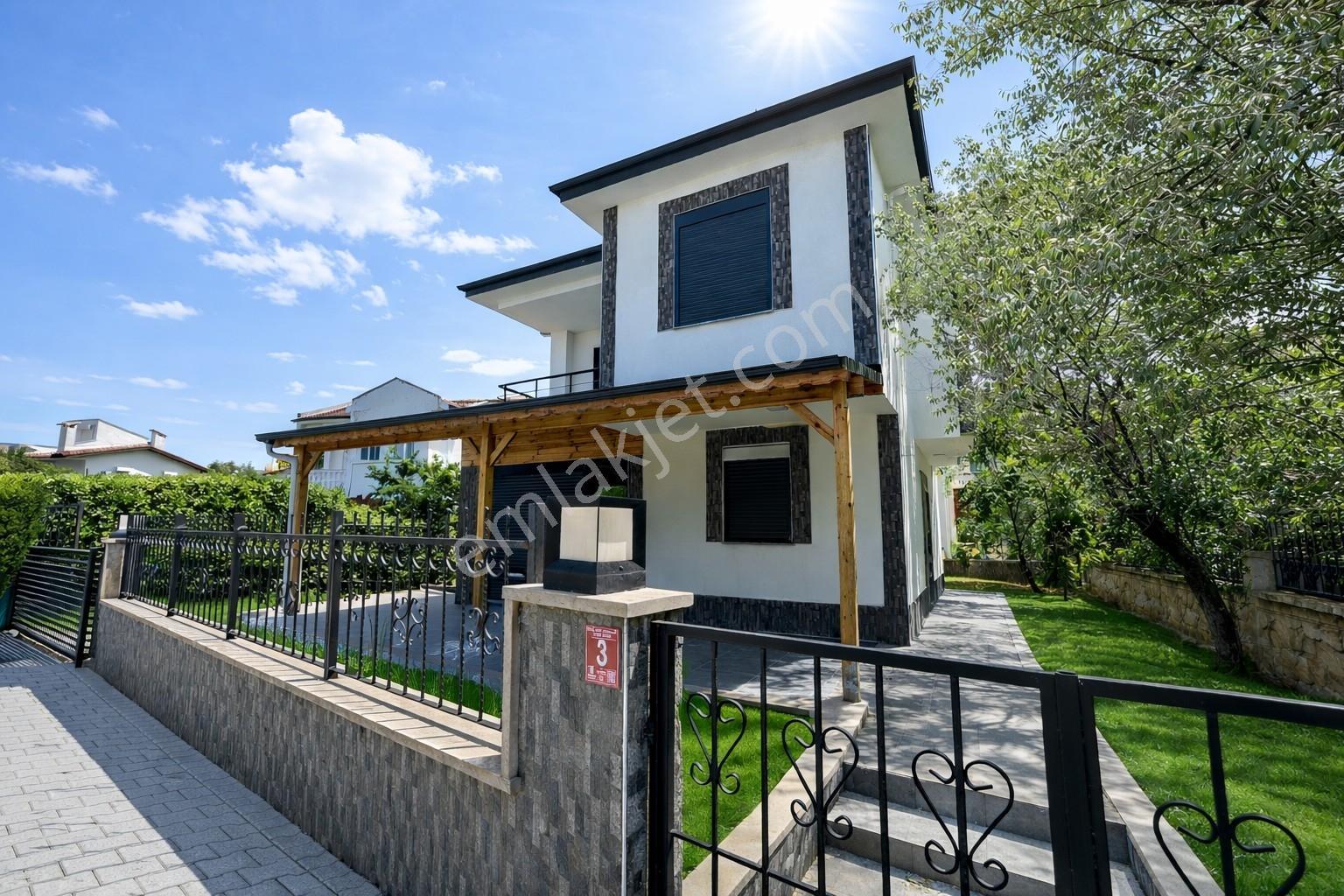 Umas Solutıon'dan Sahilkent'te Müstakil 2+1 Villa - Görsel 2