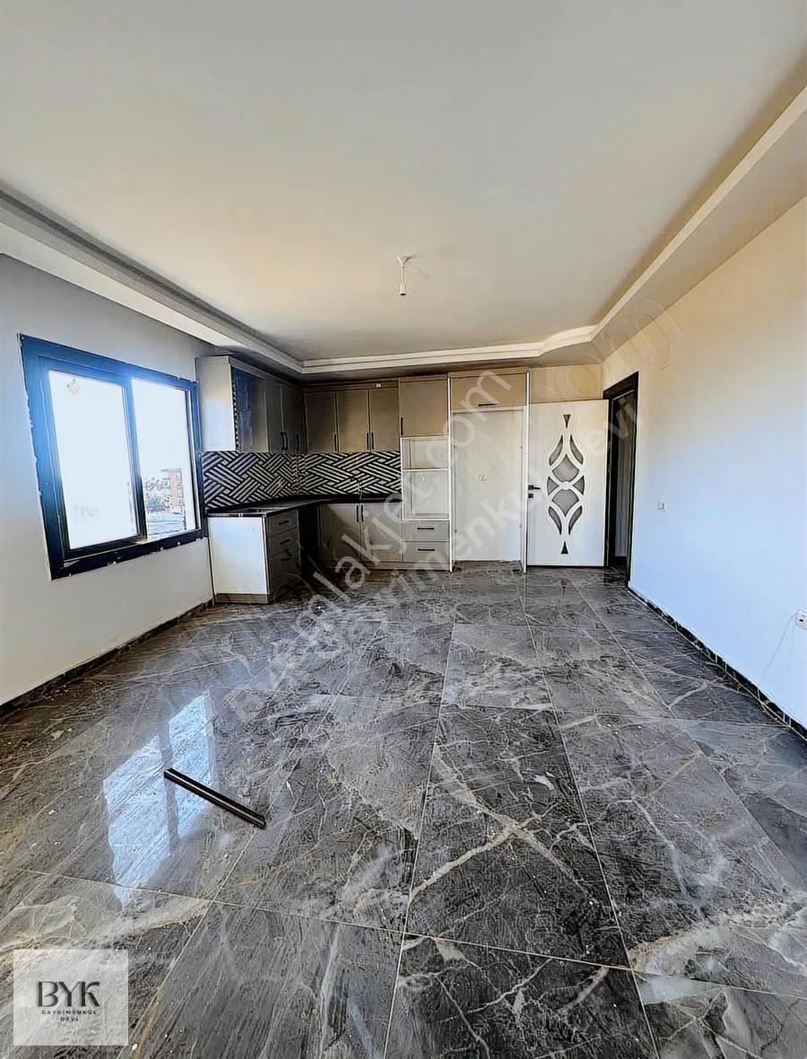 Havuzlu Sitede Deniz Manzaralı Satılık Daire /tisana 15 Dk - Görsel 15