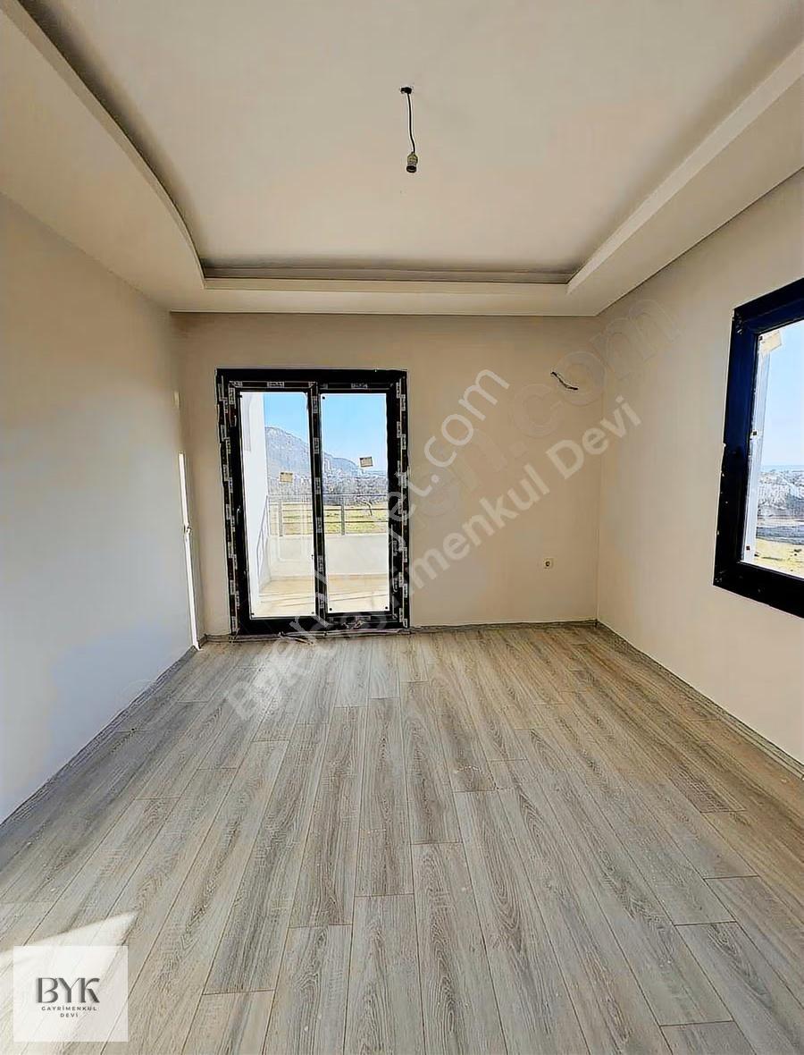 Havuzlu Sitede Deniz Manzaralı Satılık Daire /tisana 15 Dk - Görsel 6