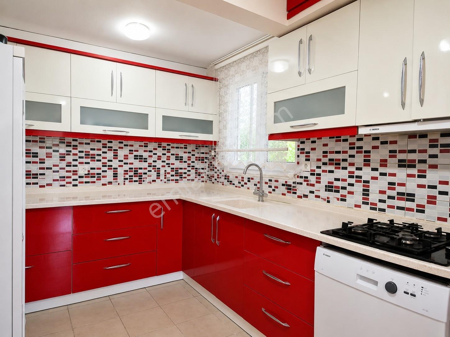 Umas Solutıon'dan Değerli Konumda - Bahçe Kullanımlı Kupon Villa - Görsel 9