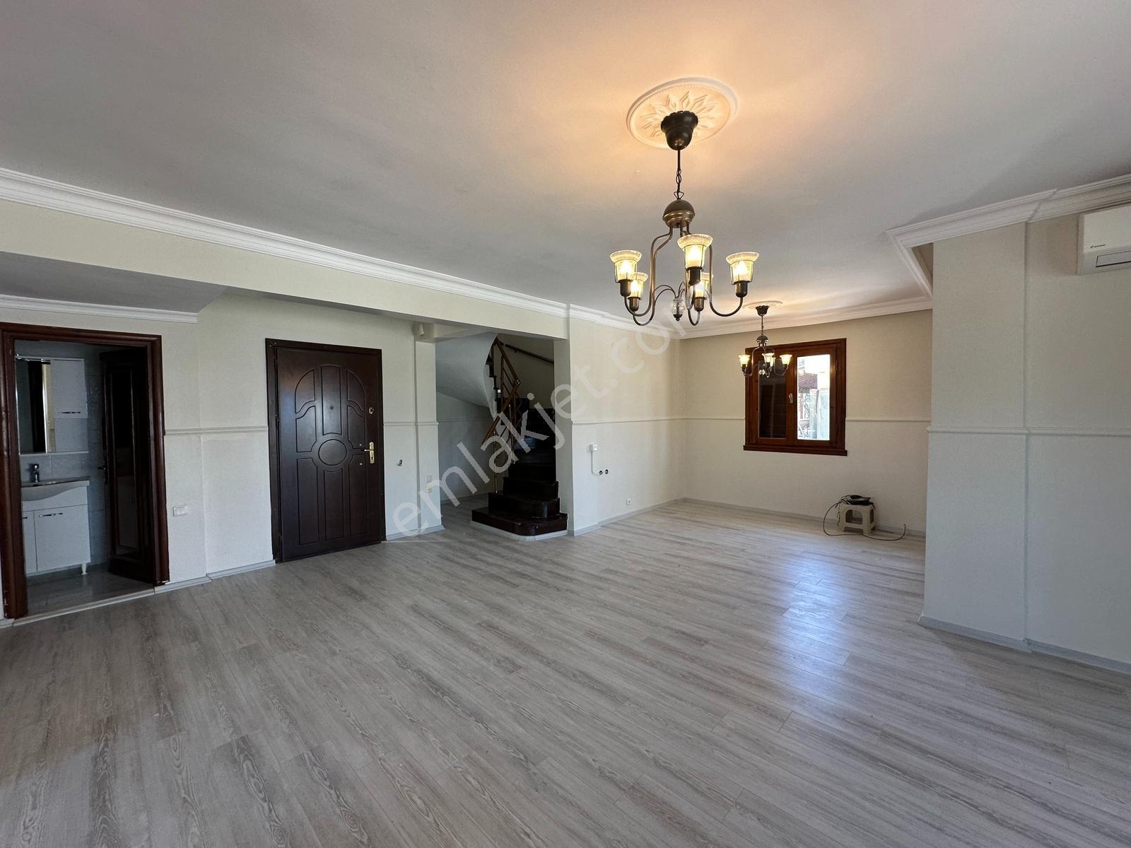 Umas Solutıondan Sahilkentte Denize Sıfır Özel Plajlı Villa - Görsel 27